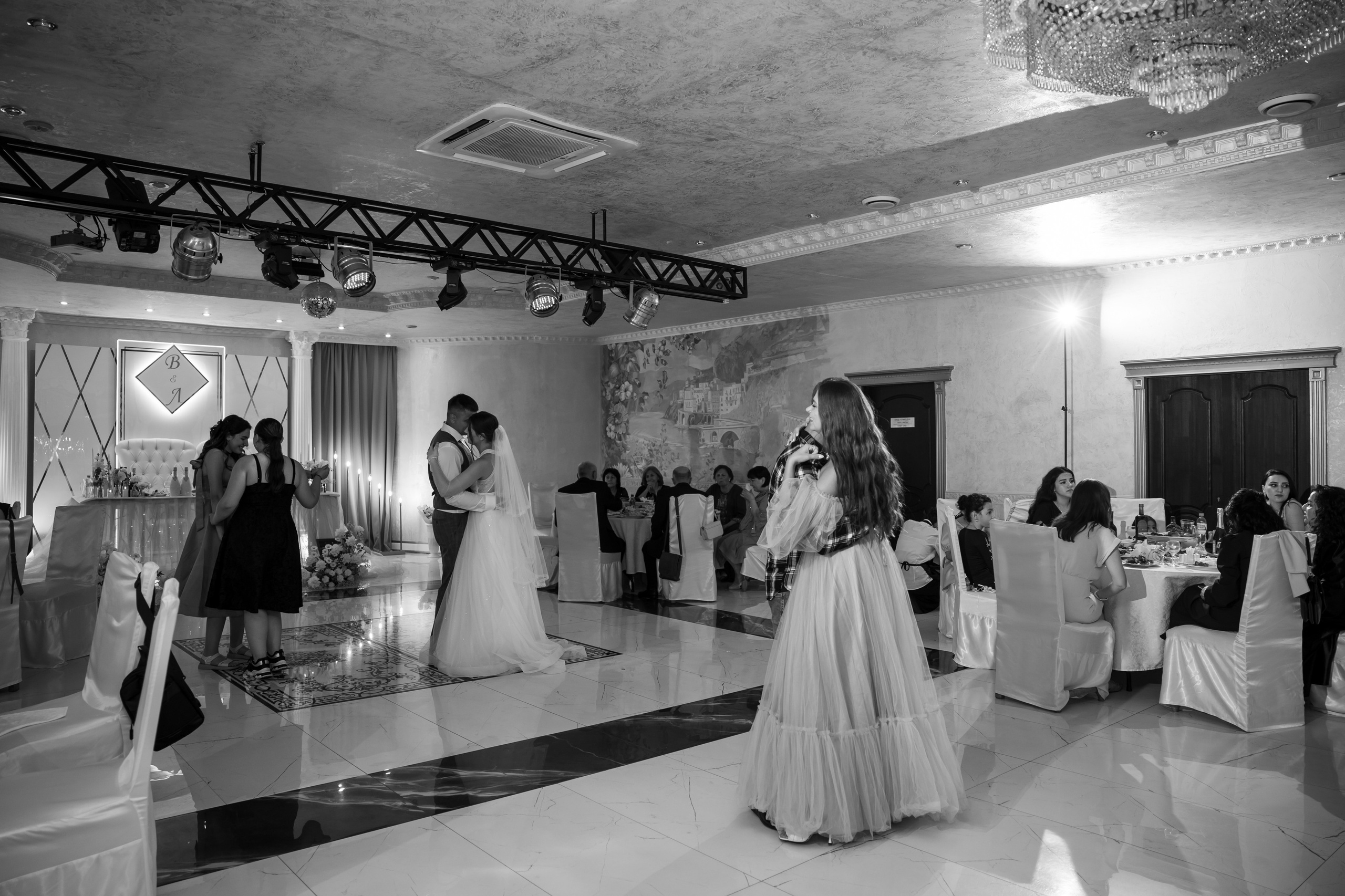 ЗАГС Бутово и Остафьево. Свадебный и репортажный фотограф (Москва, Королев и другие)