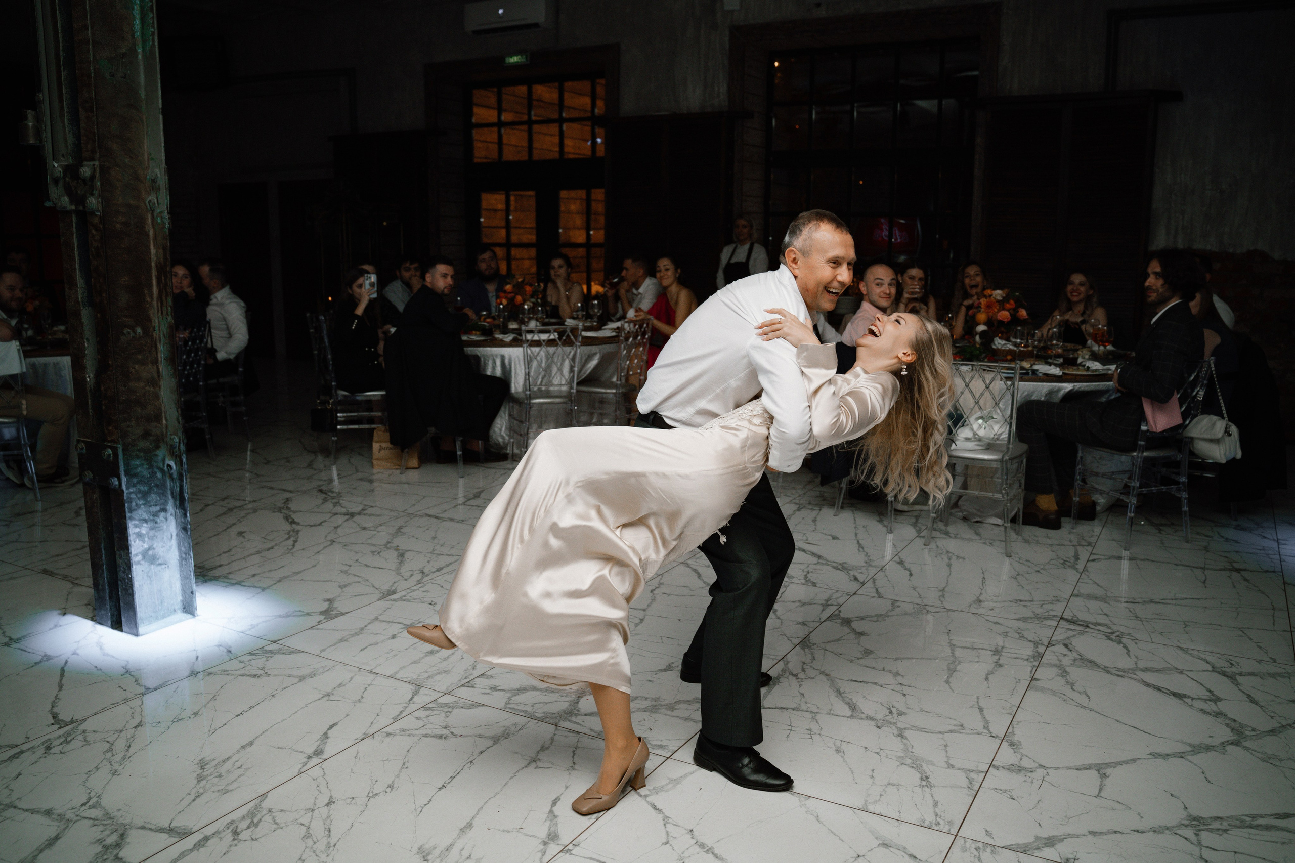 Свадебная фотосессия Loft Holl