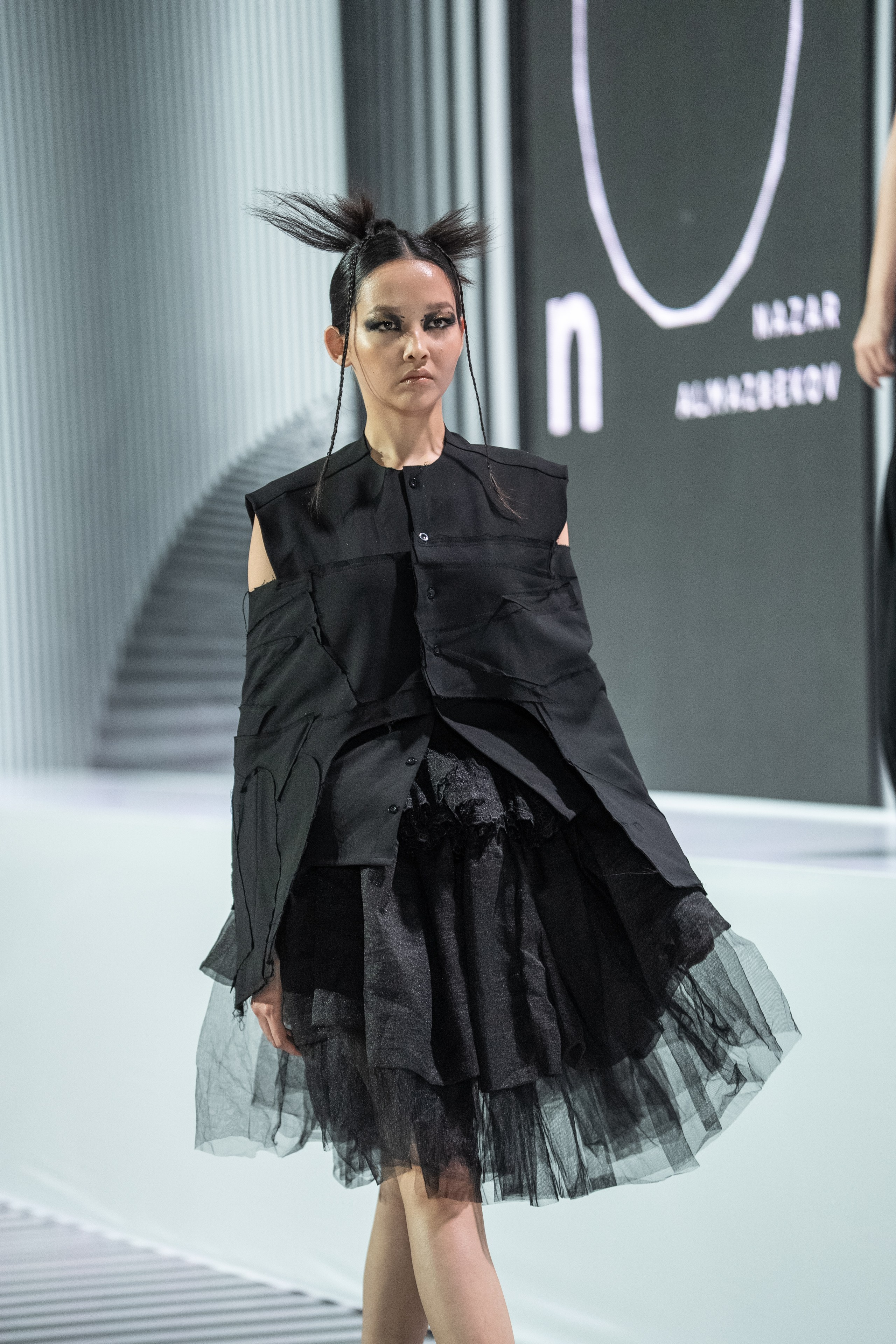 NAZAR ALMAZBEKOB (Кыргызстан). Сайт Алматинского НЮ АРТ, будуар и фэшн фотографа Дениса Карпенко