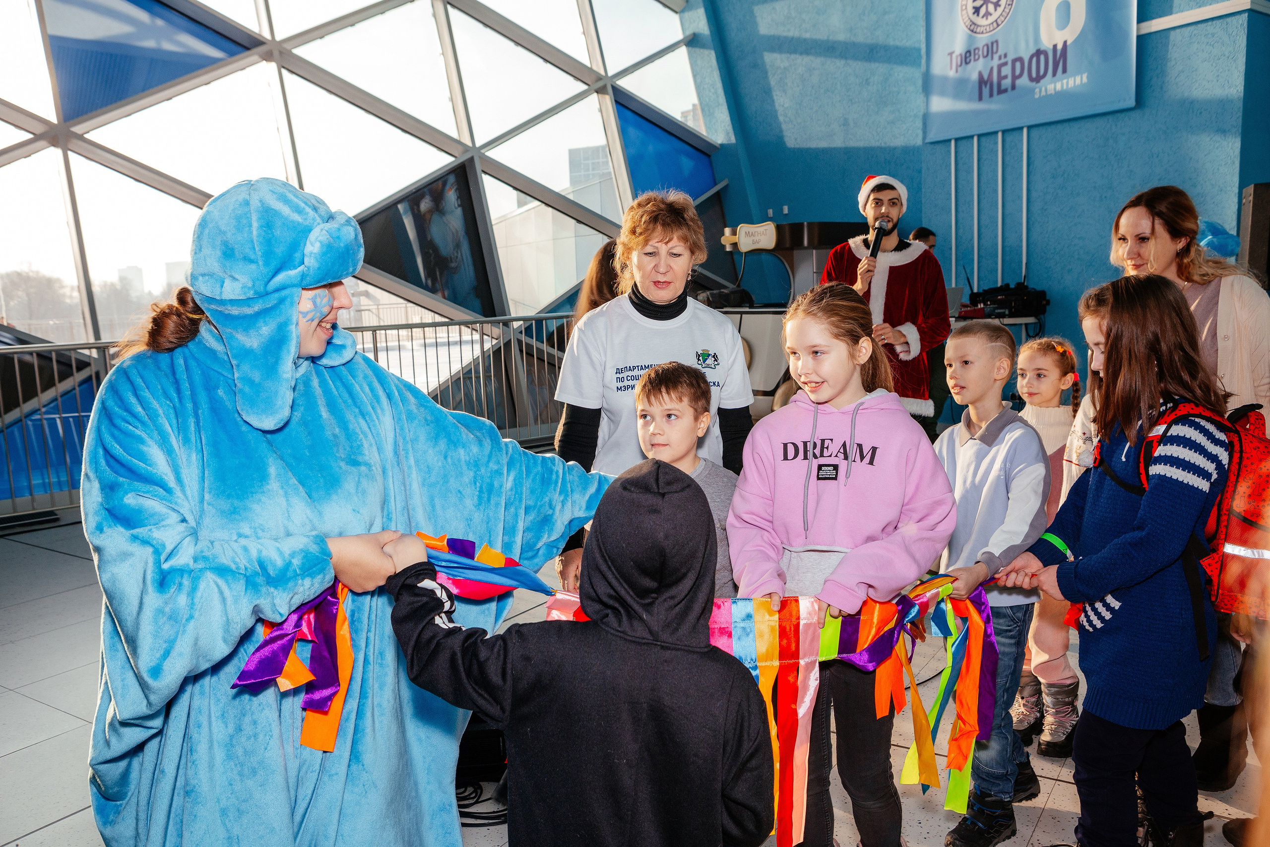 Благотворительный НГ. Фонд Завтра. Контент фотограф, съемка для маркетплейсов, фуд съемка и репортажи в Новосибирске Ралия Галеева