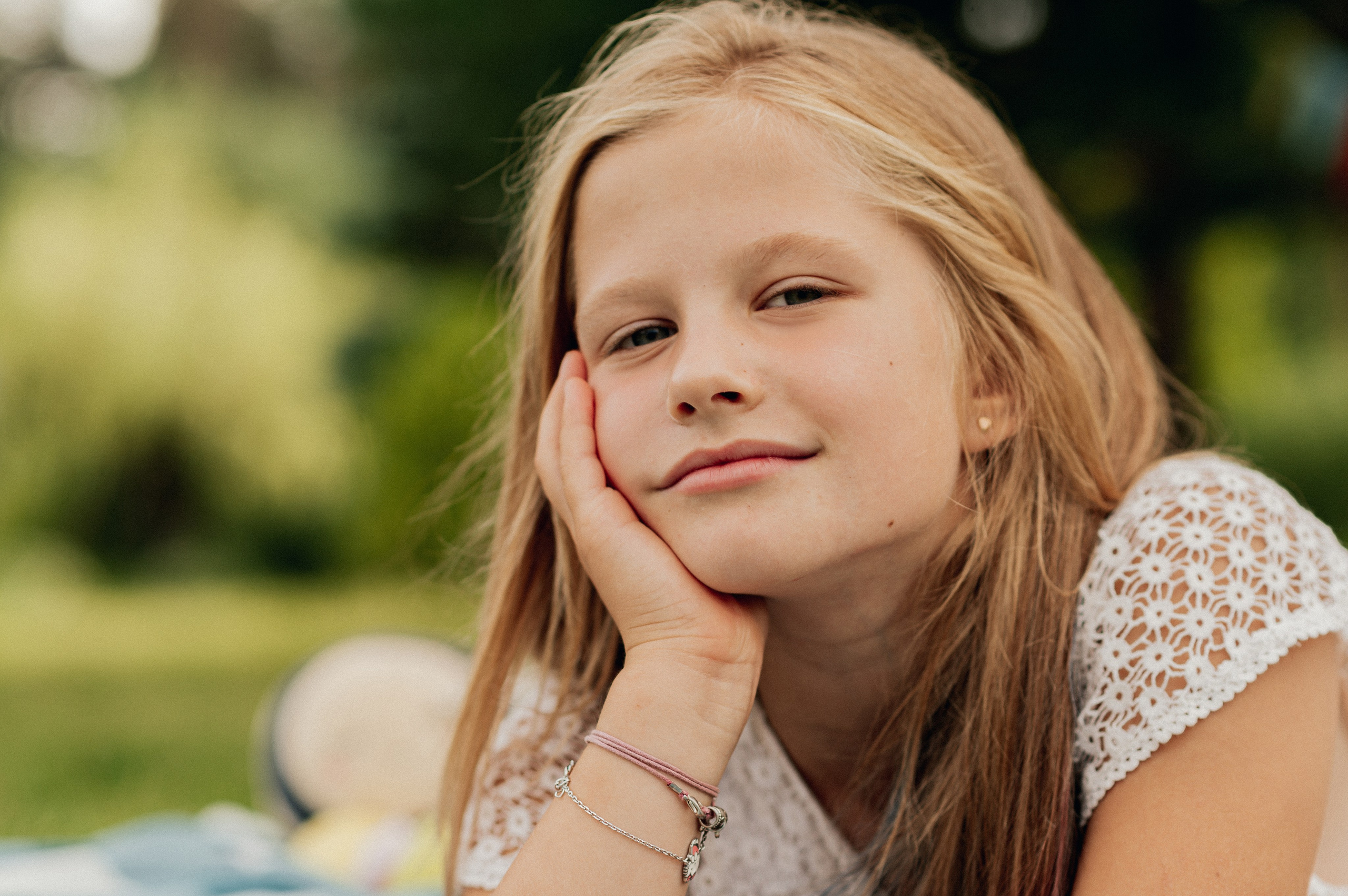 ЛЕТО. ПАРК. АРБУЗ. Профессиональный репортажный, коммерческий фотограф в Санкт-Петербурге