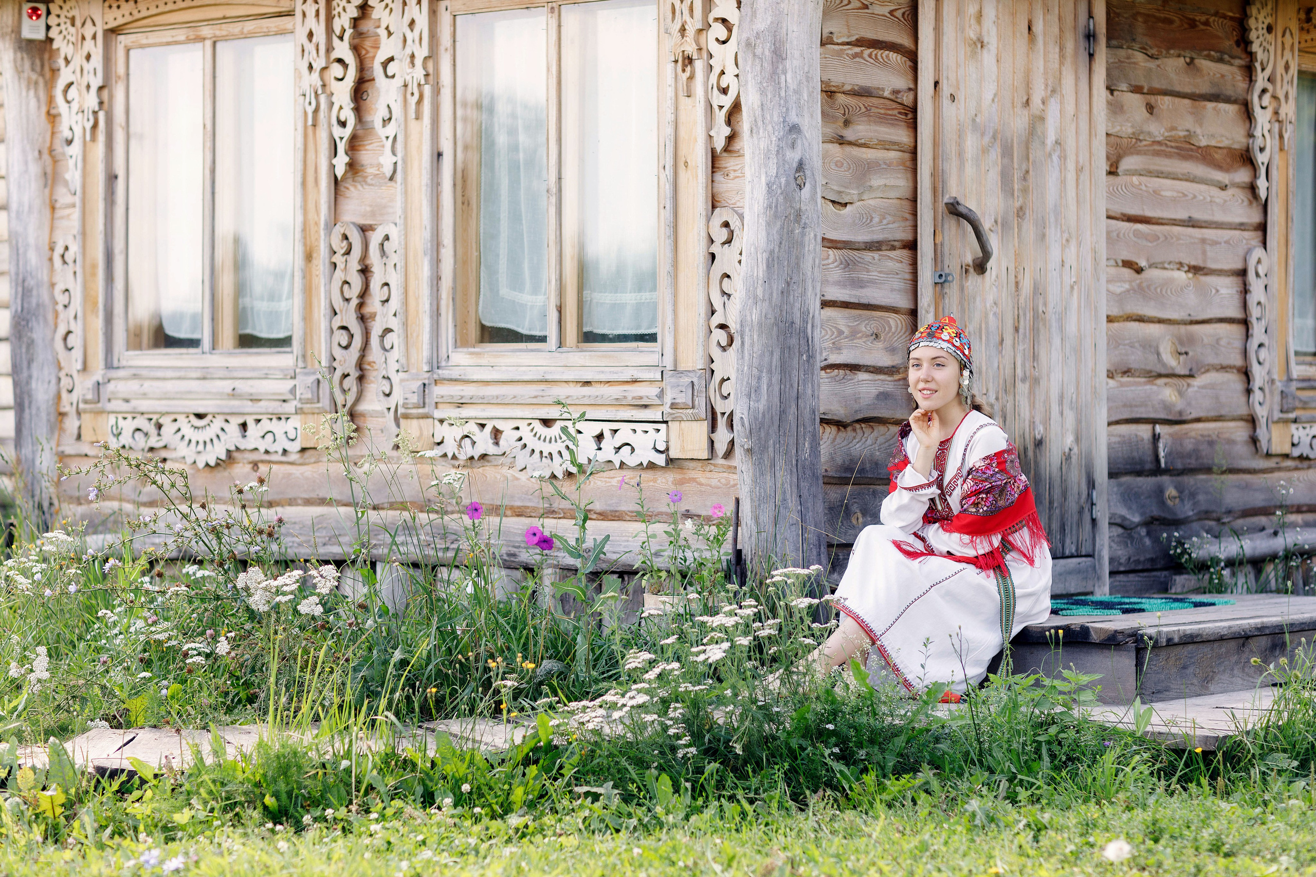 Фотосессия с Аней в этнокомплексе Ясна. Портретный и репортажный фотограф в Чебоксарах Андриян Чаркин