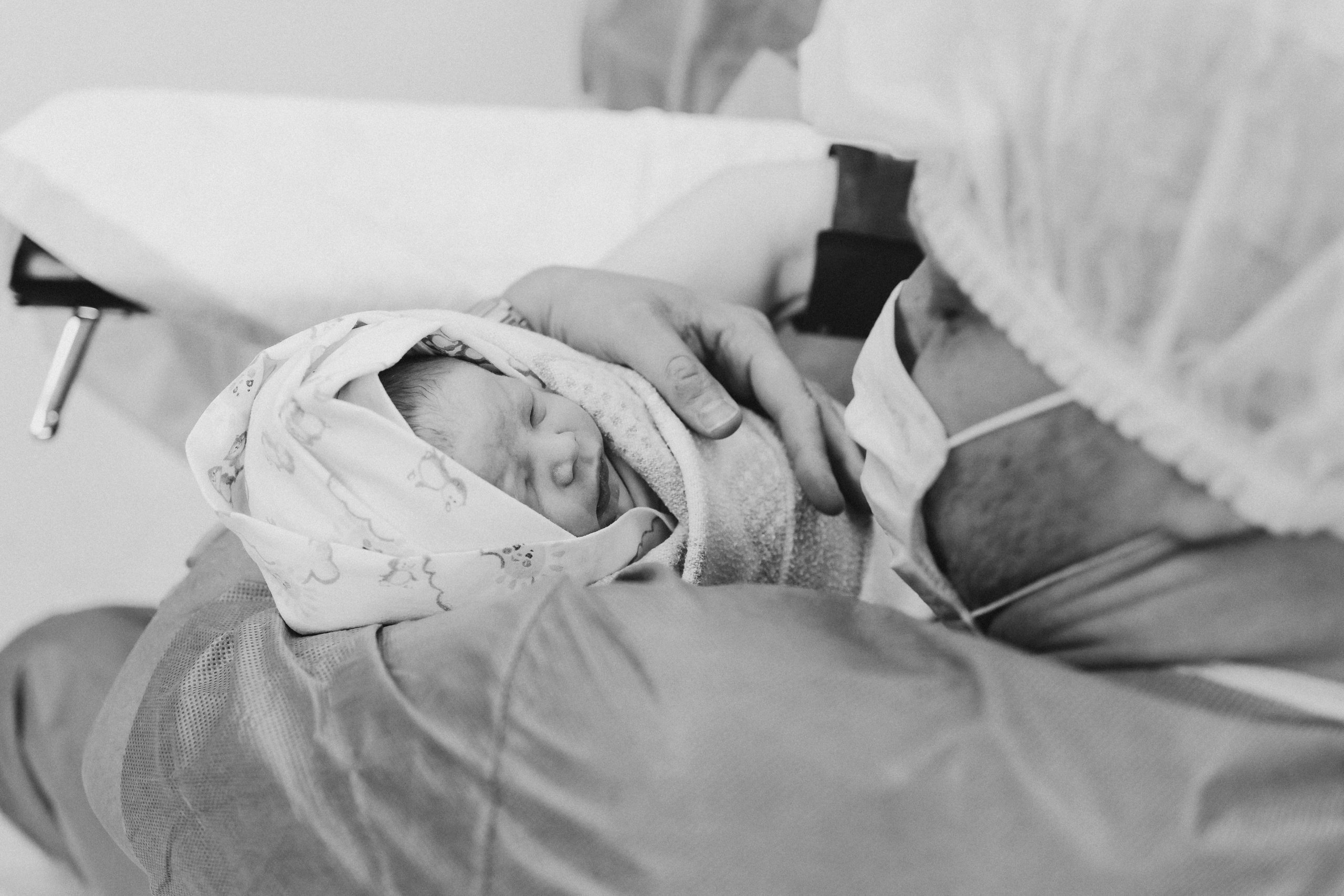 Фотограф на роды в Москве. Фотограф новорожденных в Москве Кристина Левит