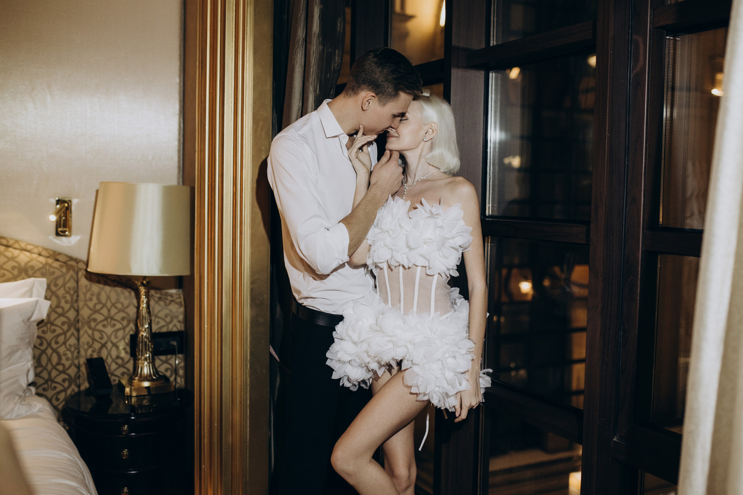 Свадебная фотосессия Никольское. Свадебный фотограф в Дмитрове