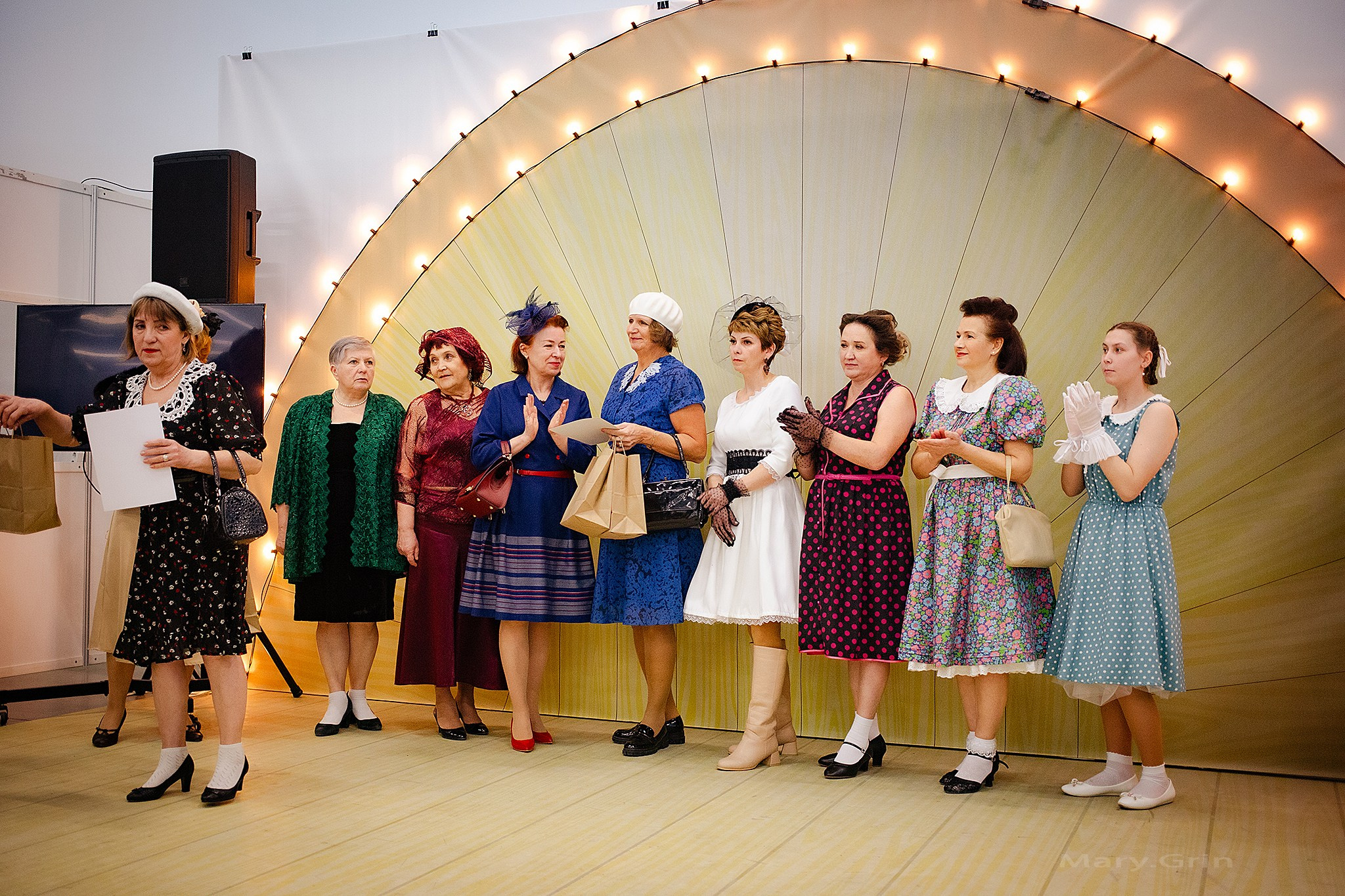 Показ моды 40х лет. Православная ярмарка 2025. Детский и семейный фотограф, фотограф мероприятий Нижний Новгород