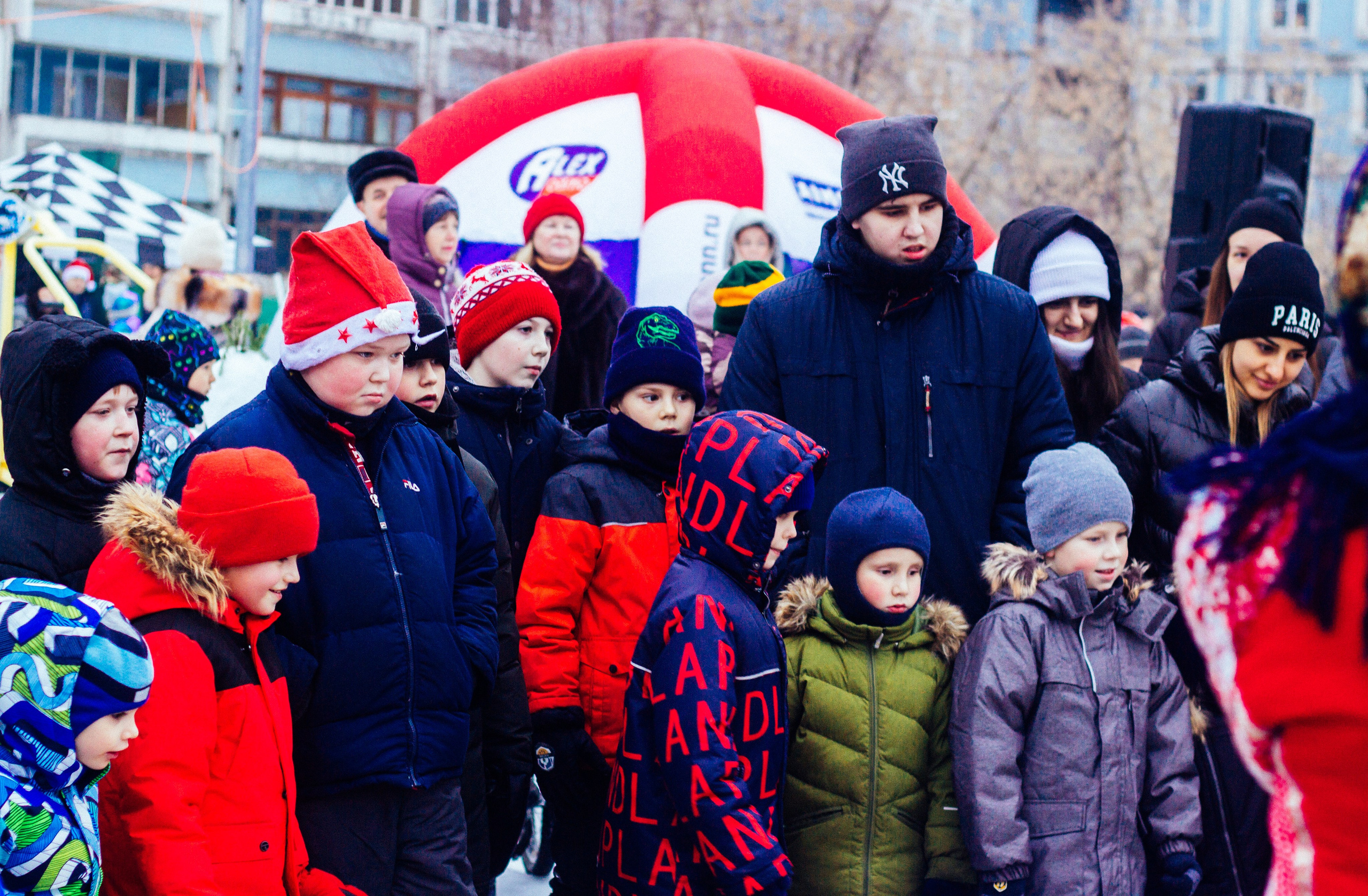 Дворовая ёлка. Детский и семейный фотограф, фотограф мероприятий Нижний Новгород