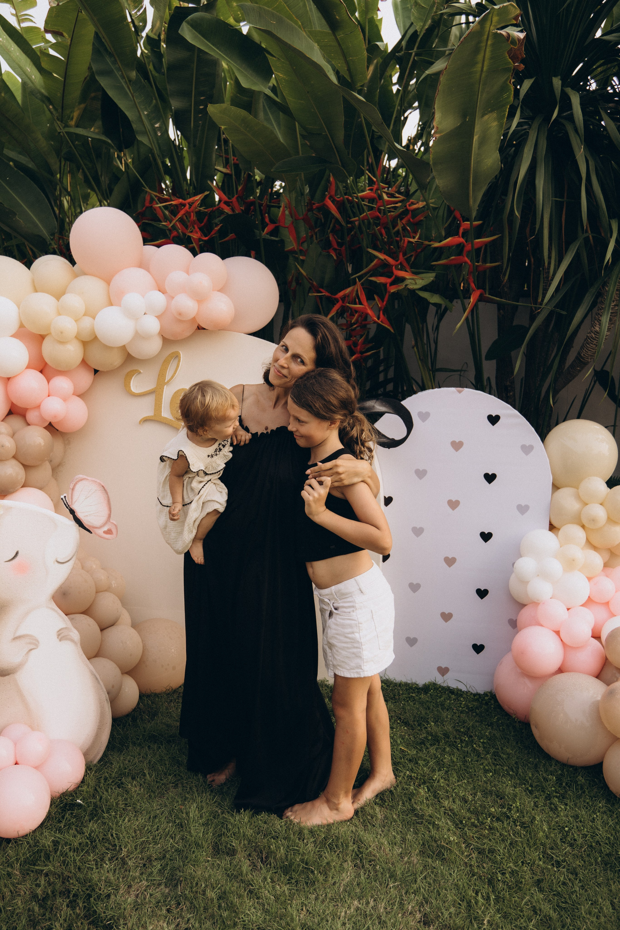 Gleb, Ira, Sonya, Kirill & Leya. Olga Antipova — photographer