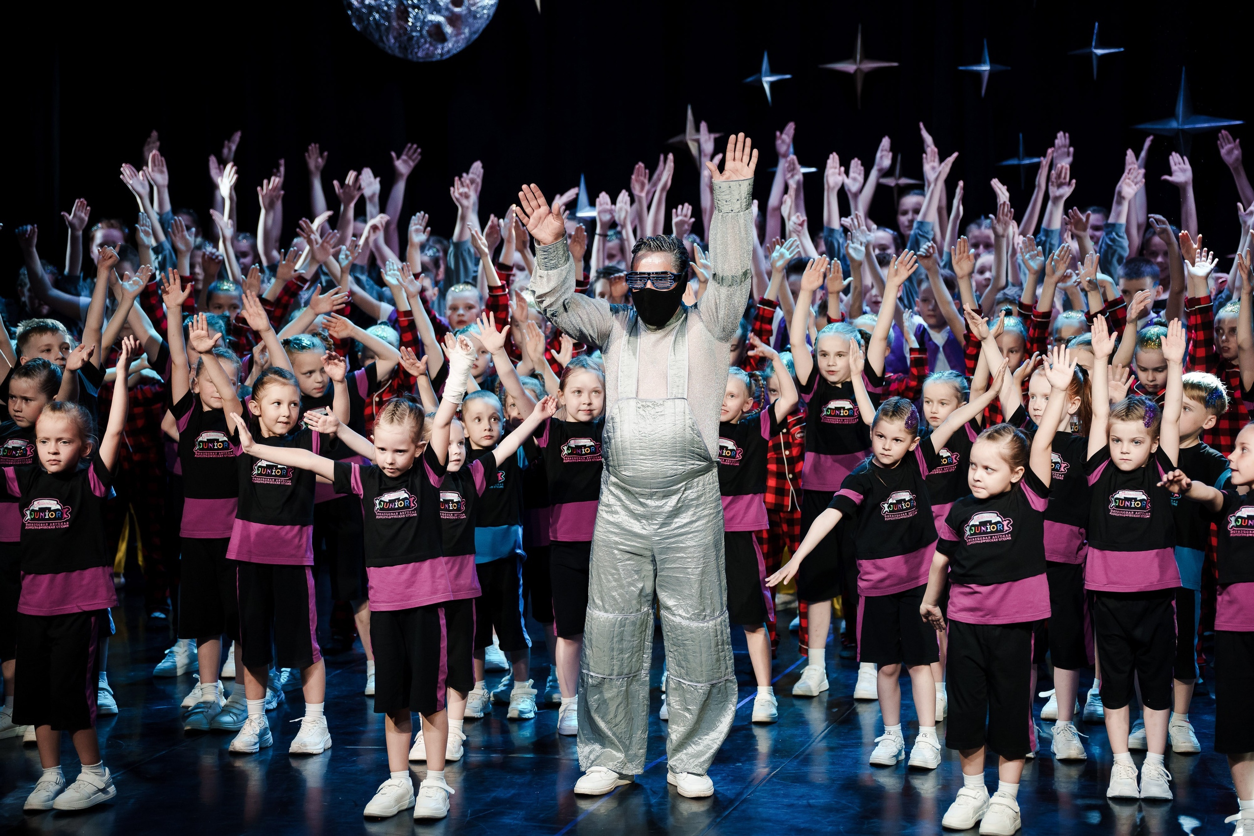 Концерт «Миллениум Джуниор» г. Ростов Великий. Репортажный фотограф Сергей Сажин г. Ярославль