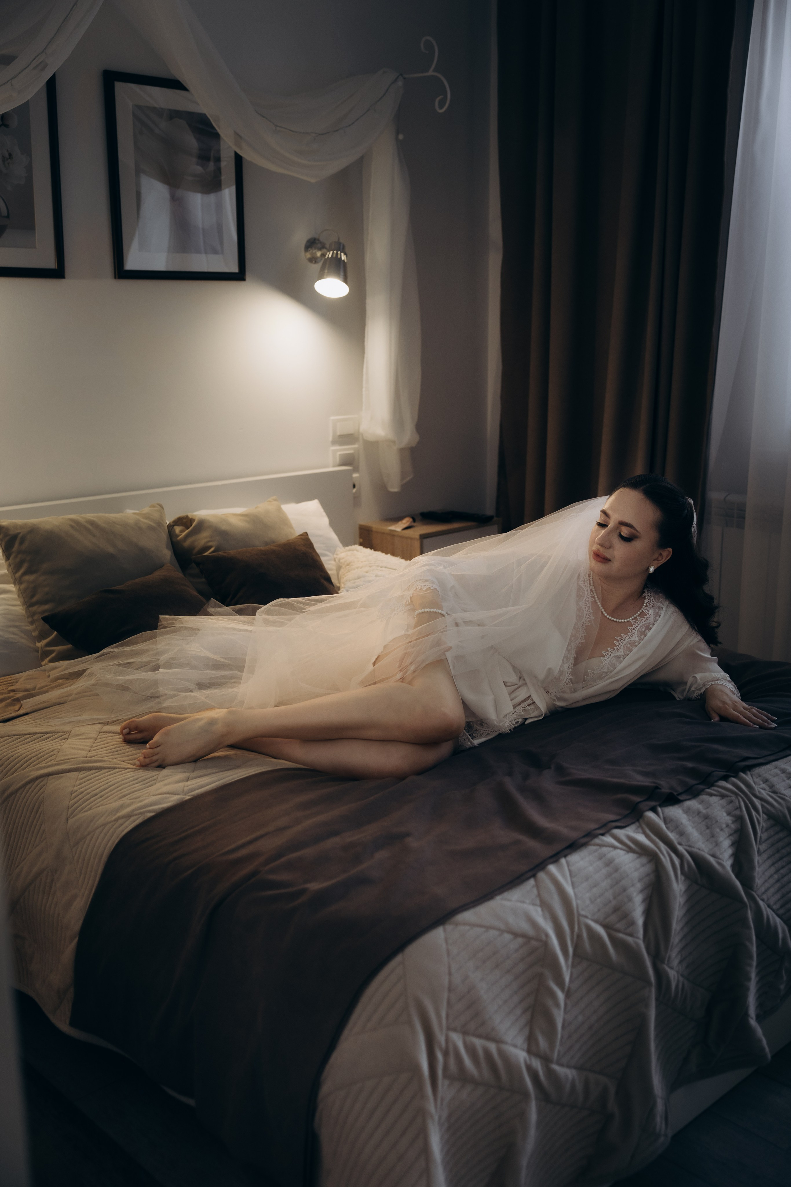 Свадебная фотосъемка в Пензе: Ольга и Владислав в отеле и студии «Перспектива»