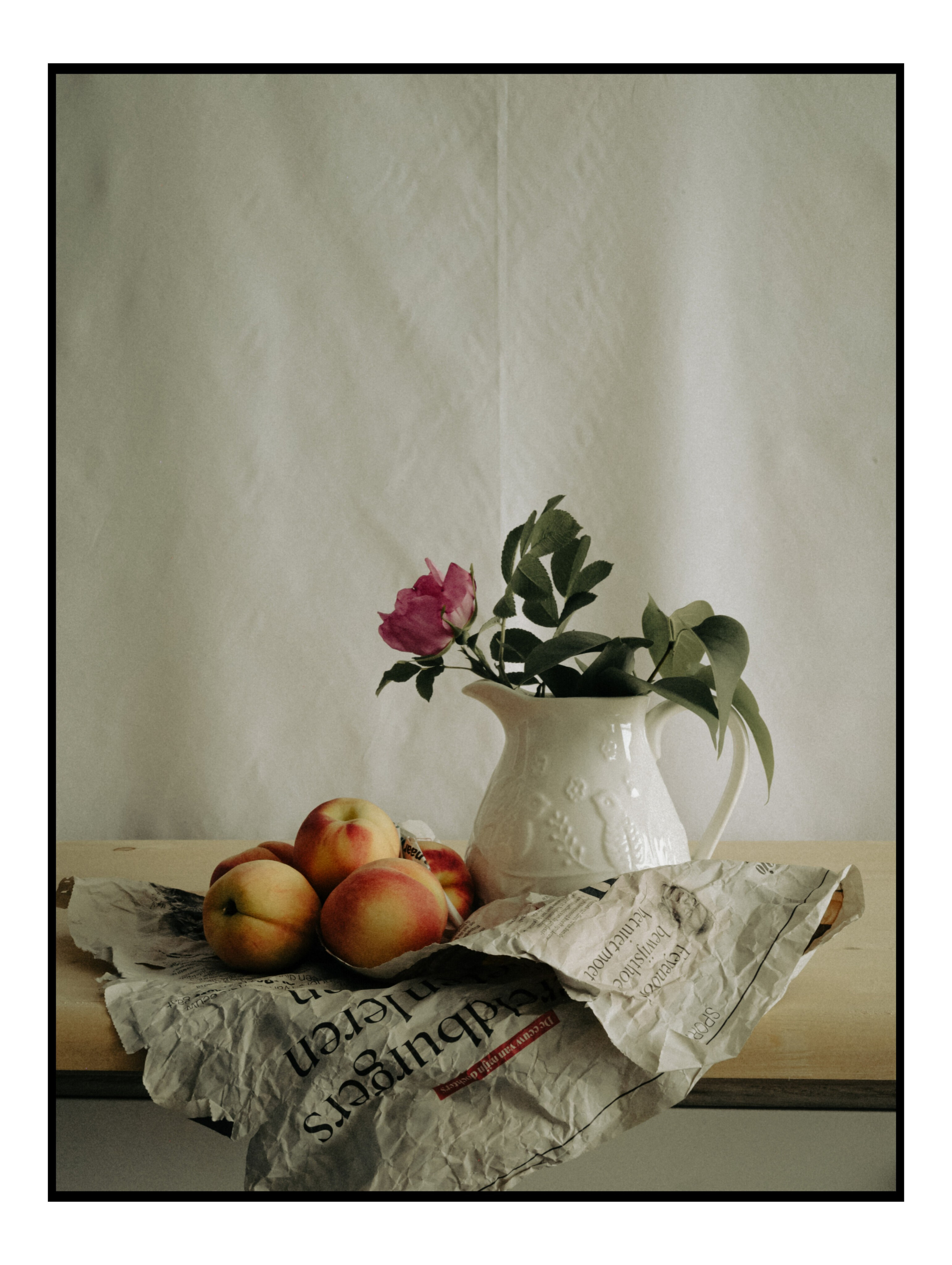 " Не думайте об искусстве , просто создавайте его. Пусть другие решают , хорошо оно или плохо , любят они его или ненавидят . Пока они решают , создавайте еще больше искусства " Andy Warhol