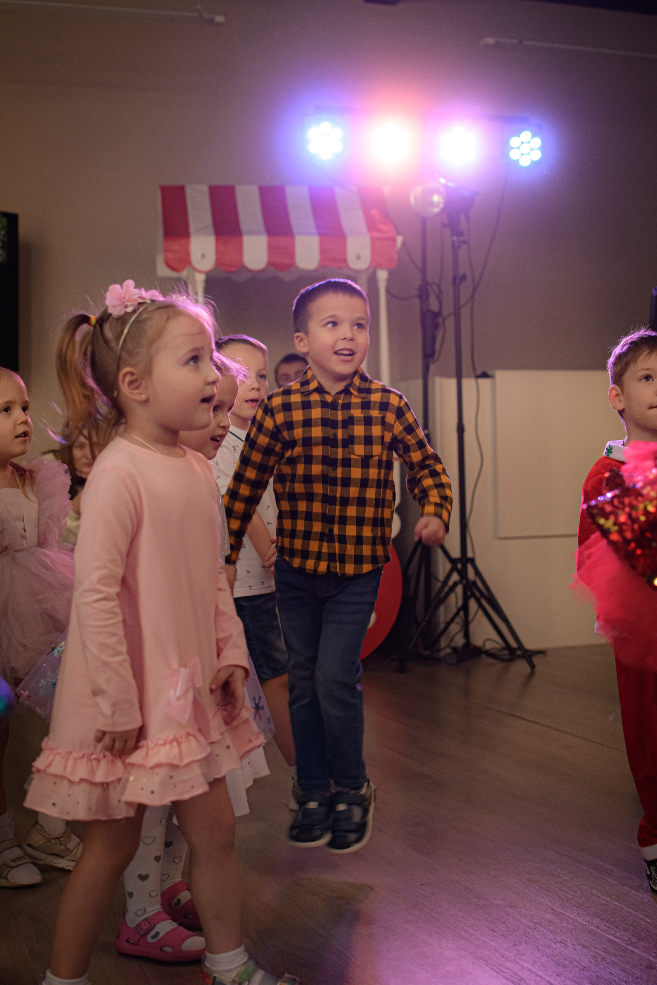 HAPPY NEW YEAR. Photokarish