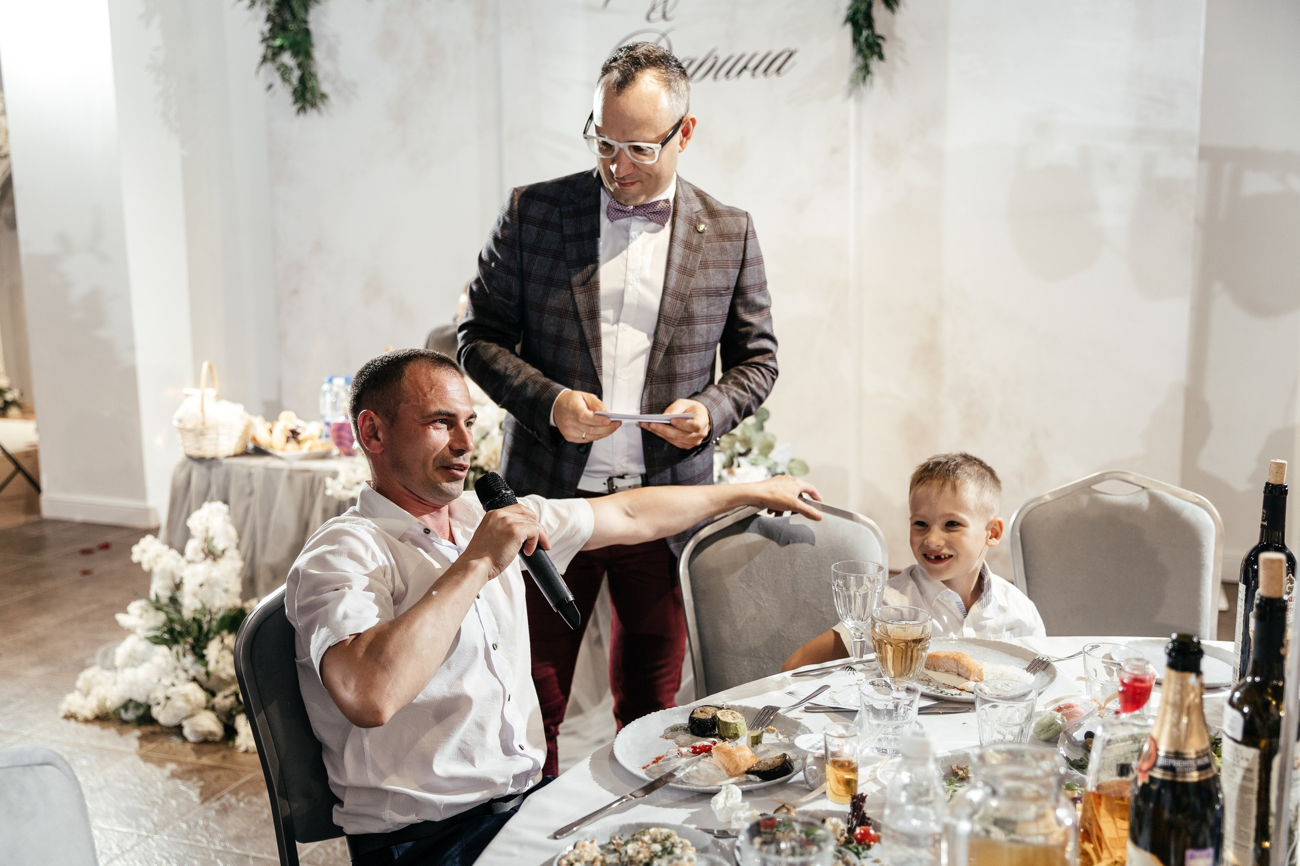 Свадебный фотограф Уфа — Руслан ГабдлисламовЖивые эмоции, красивые кадры, воспоминания на всю жизнь.Работаю по всей Республике Башкортоста. Свадебный фотограф Уфа Руслан Габдлисламов