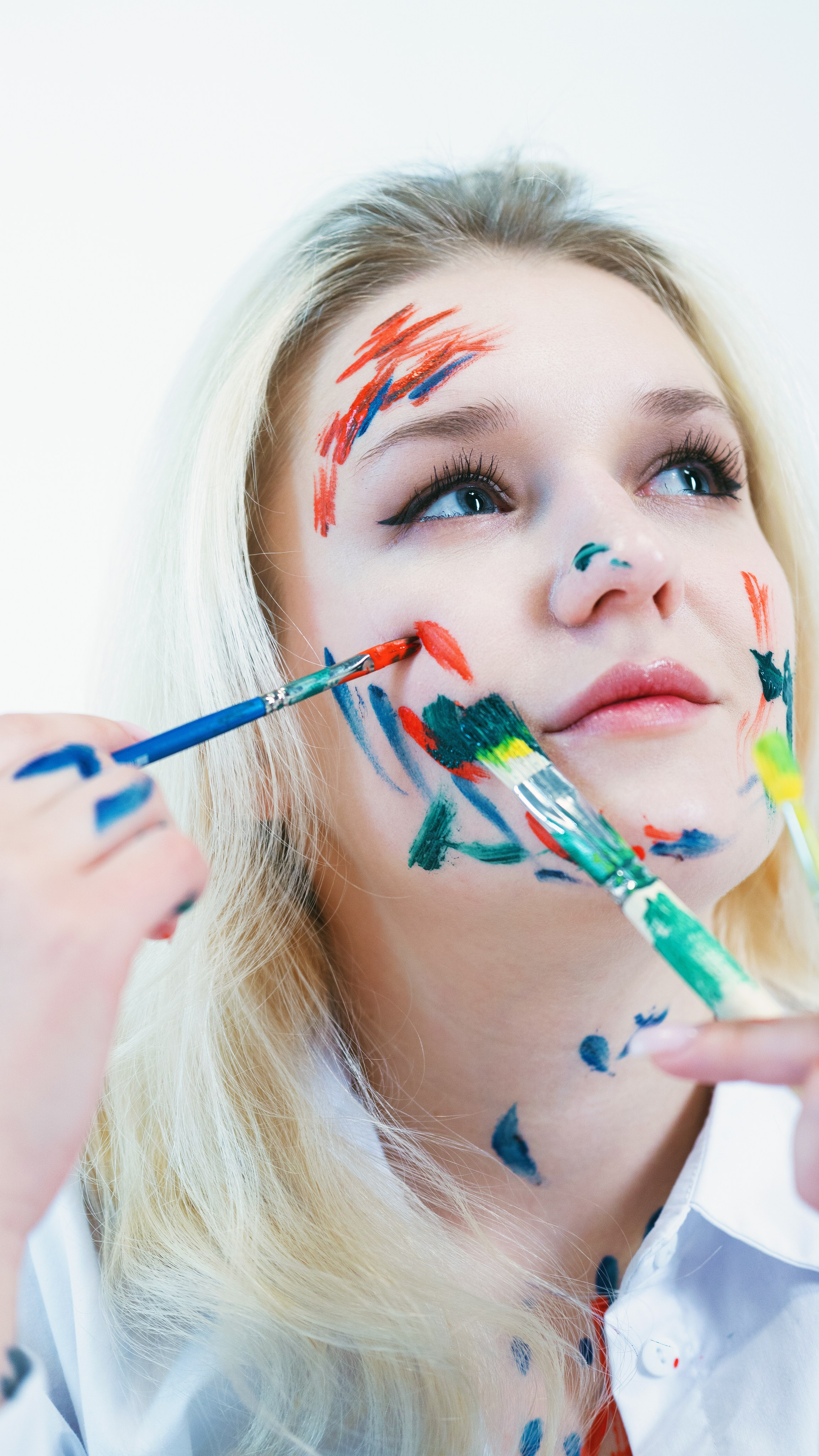 Женские студийные портреты. Главная