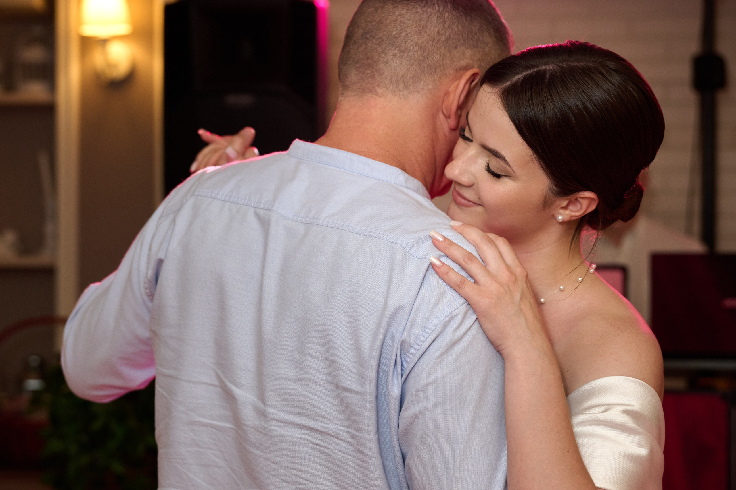 Свадебная фотосессия Никиты и Ангелины в Старом Осколе. Профессиональный фотограф Старый Оскол, Губкин — свадьба, венчание, крещение, юбилей и день рождения