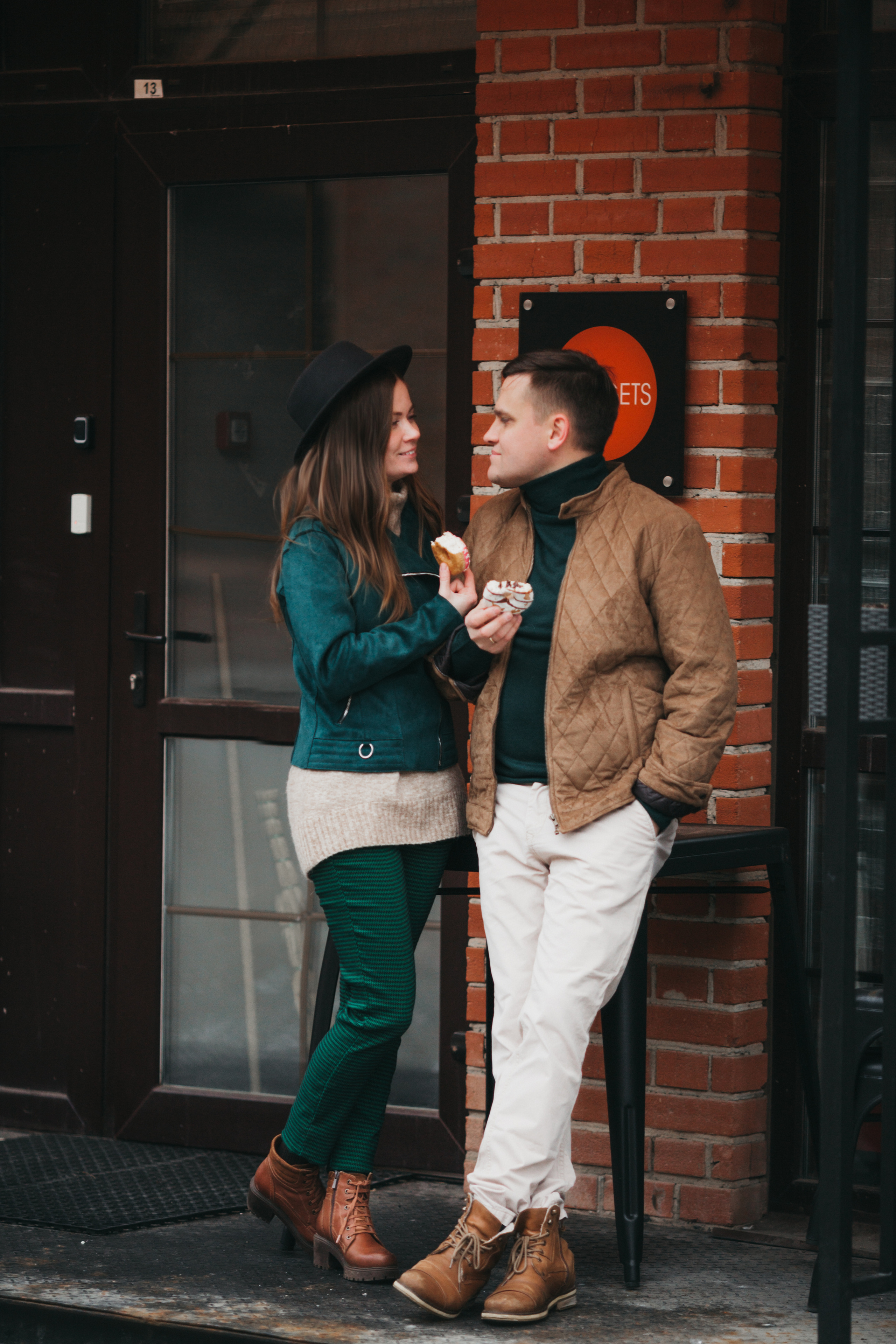 Кристина и Виктор в лофт-центре. Семейный фотограф в Москве Марина Петра