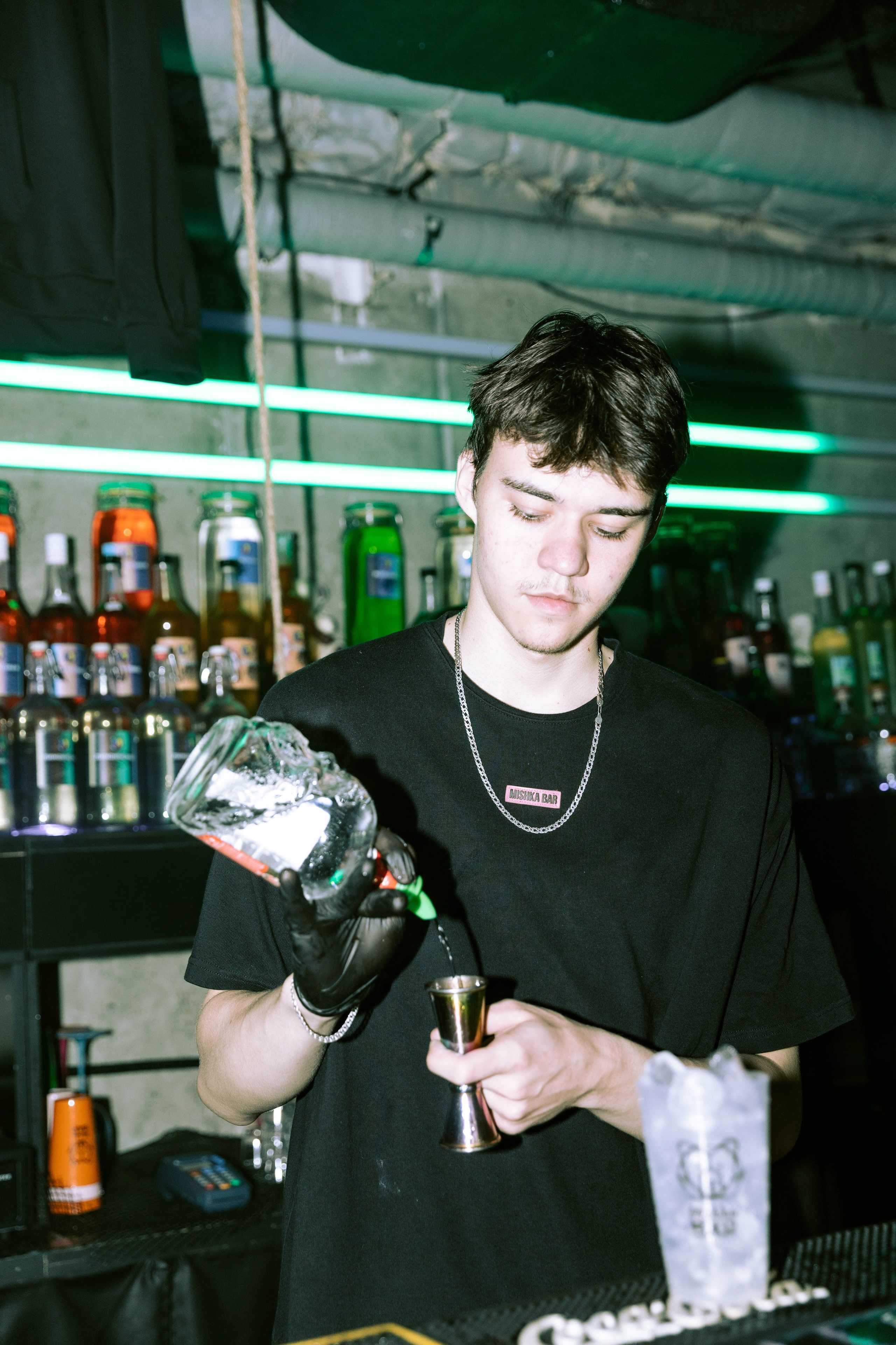 Mishka-bar 2. _Carpe diem_