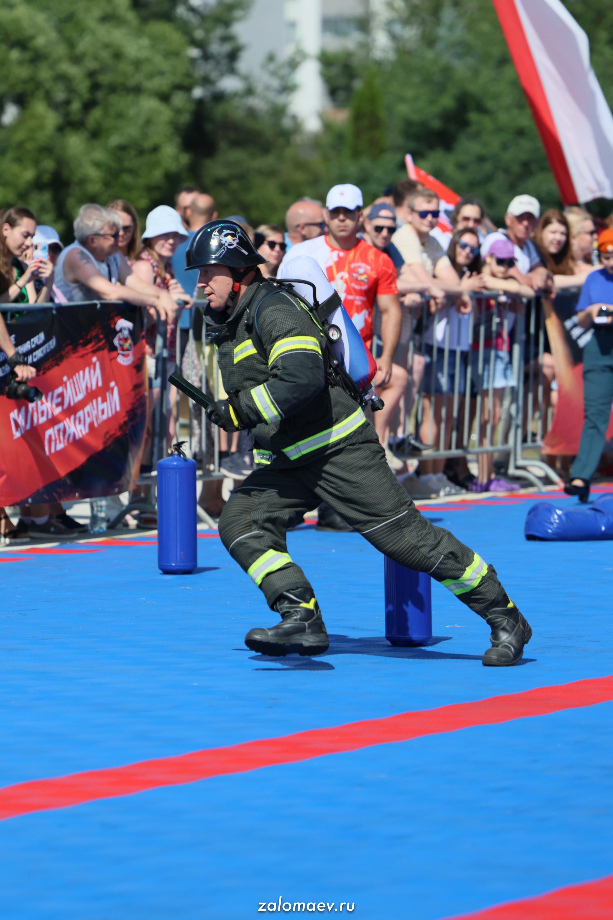 Сильнейший пожарный. Фотограф Александр Заломаев