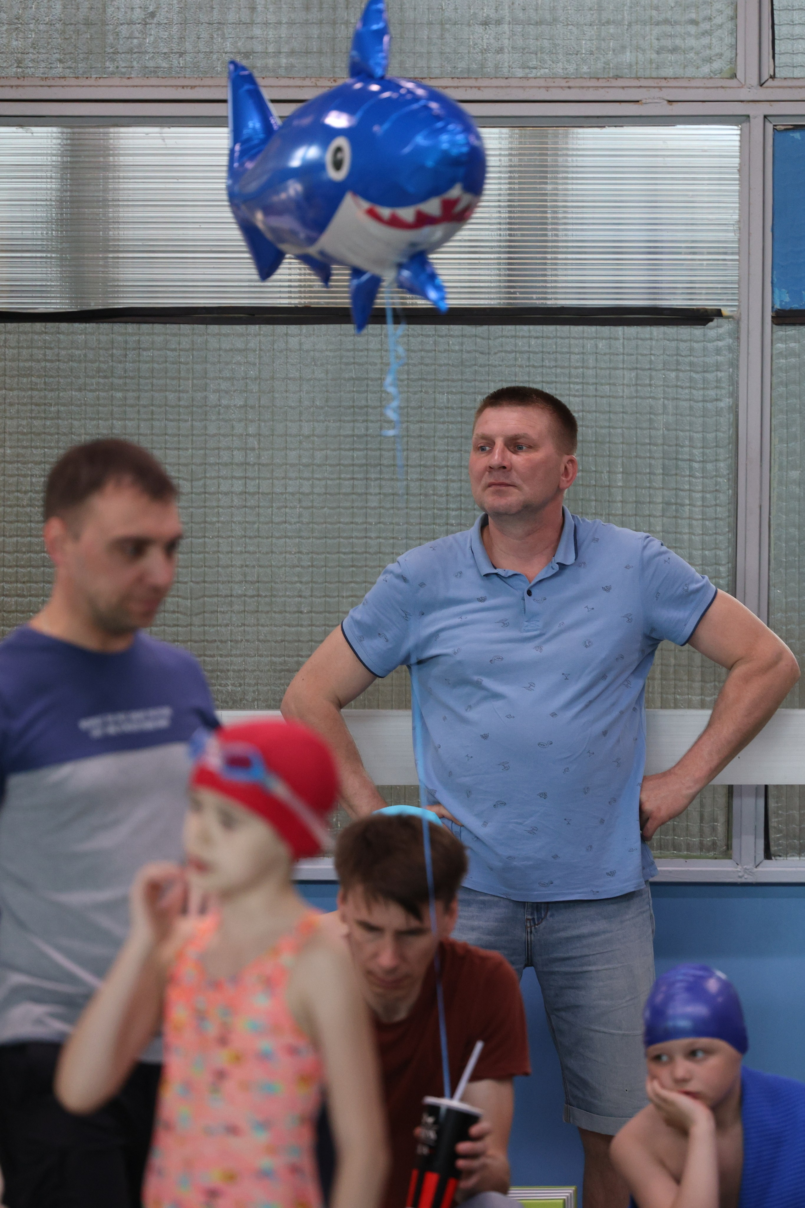 Веселый дельфин. Плавание. Дети 8-9 лет. Фотограф Александр Заломаев