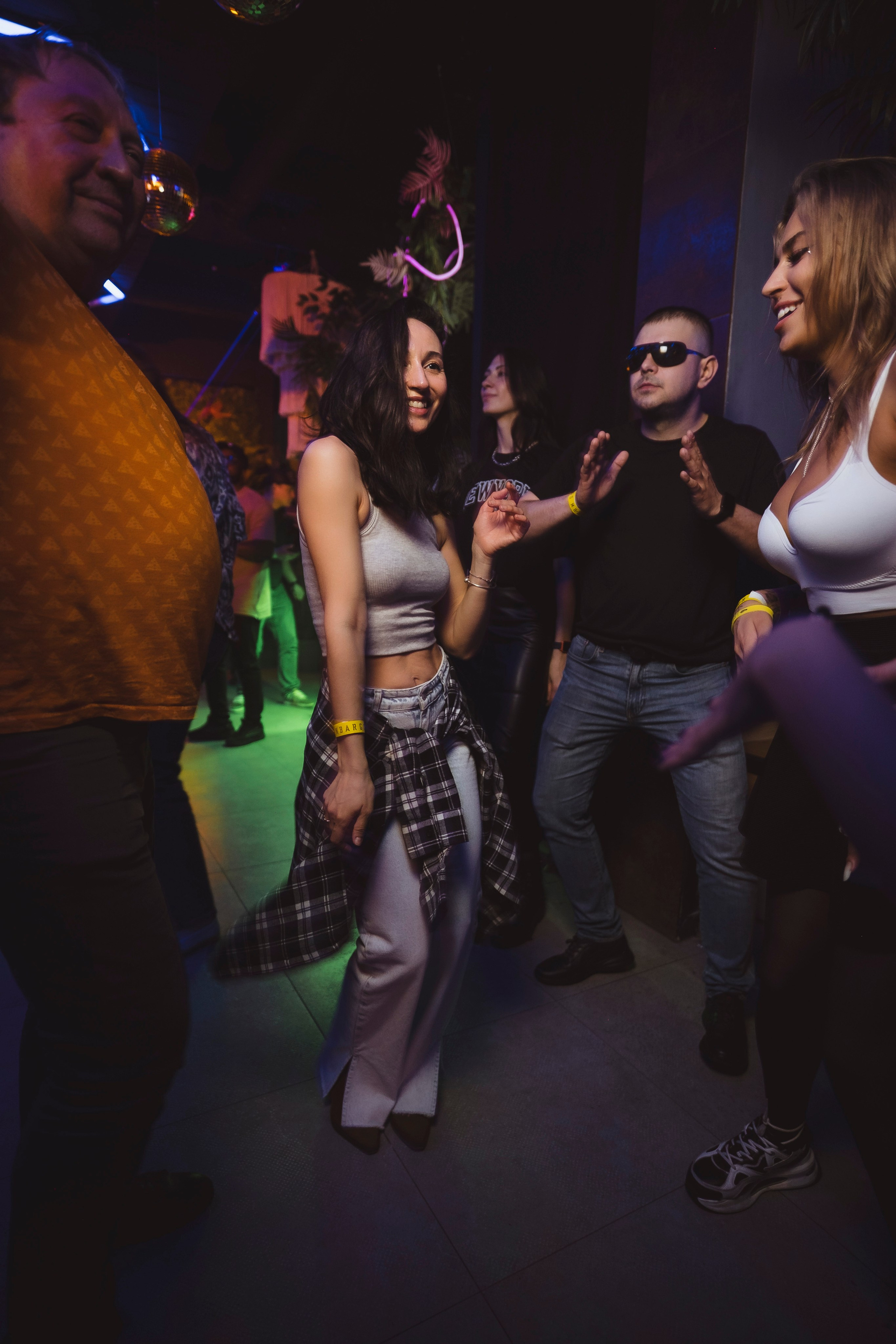 Embargo 30/03. Главная