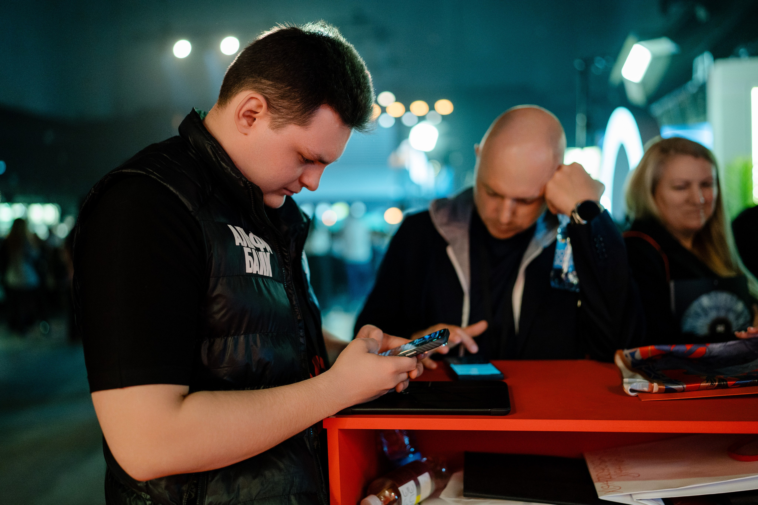 Конференция ОСНОВАТЕЛИ ЛАЙФ в MTS LIVE HALL. Репортажный фотограф в Москве Саша Дружинина