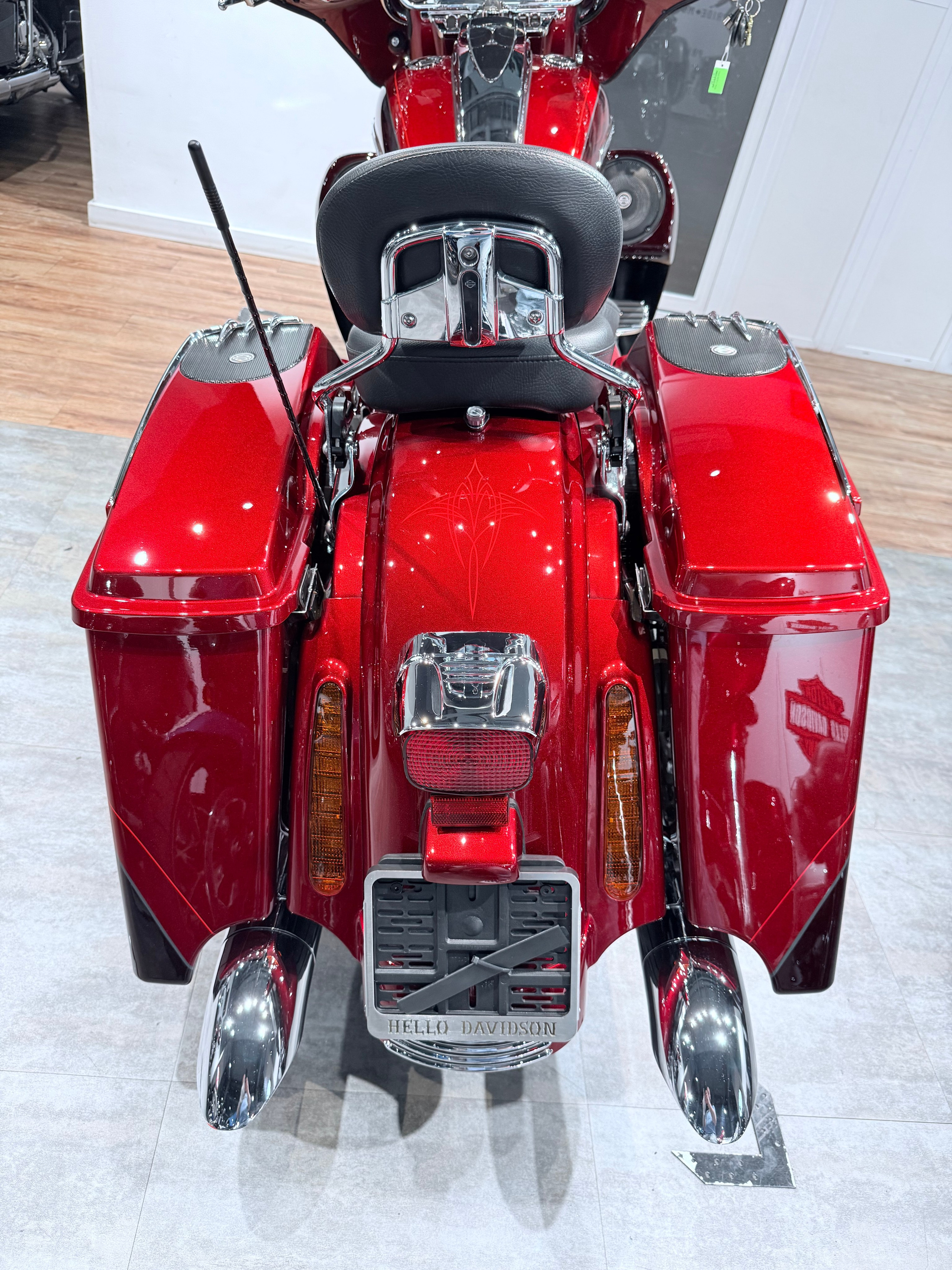 CVO Street Glide (Ruby Red). Hello Davidson, Москва. Только хорошие мотоциклы…