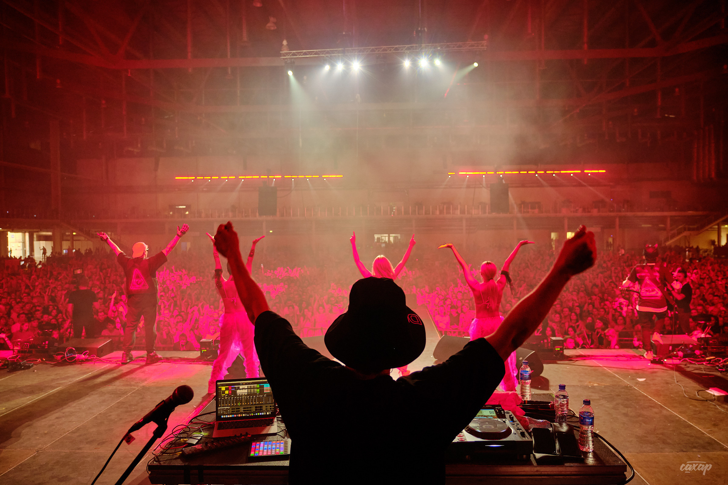 Rasa, фотографии с концерта. Концертный Фотограф Юра Сахар