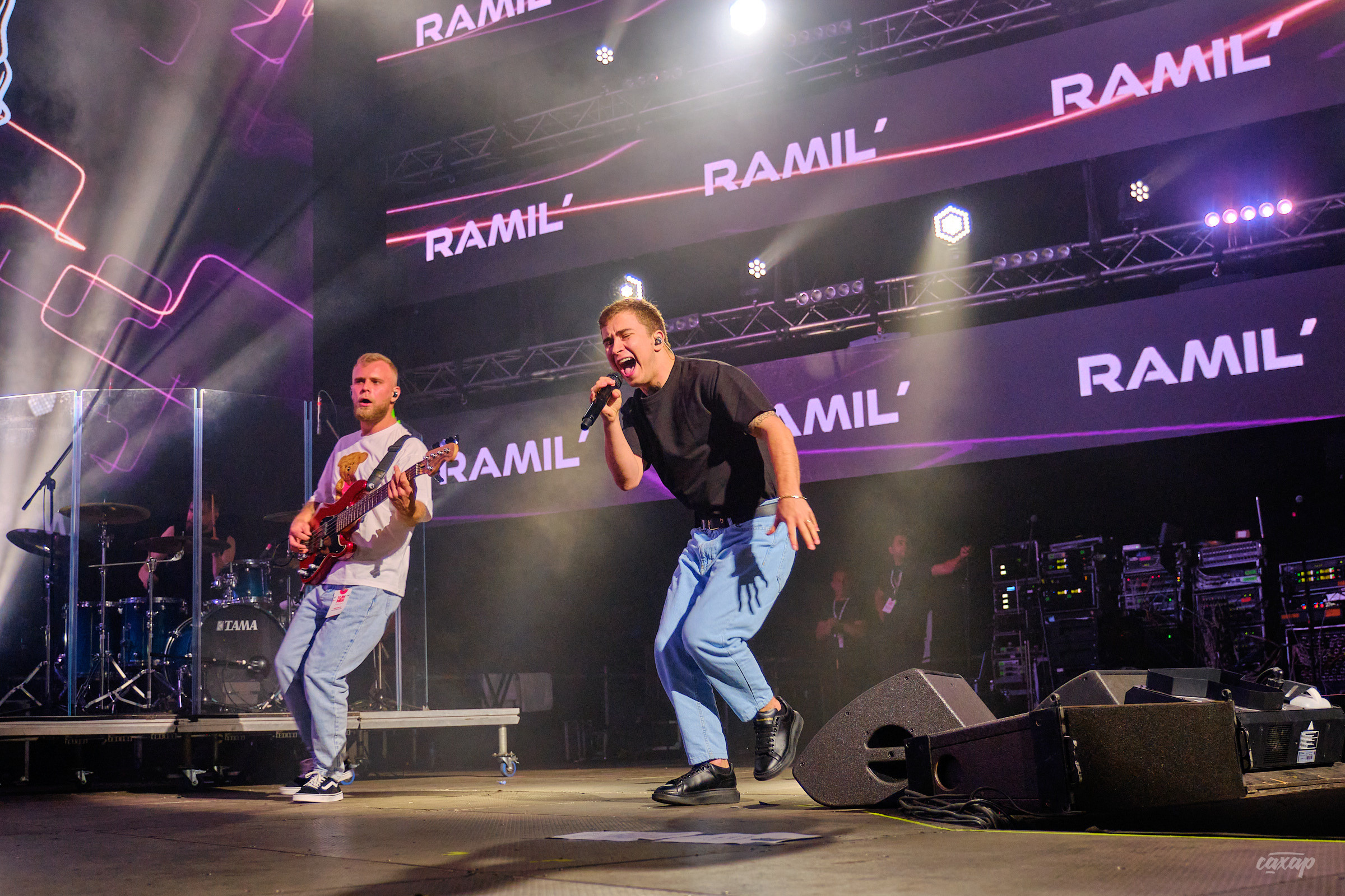 Ramil, фотографии с концерта. Концертный Фотограф Юра Сахар