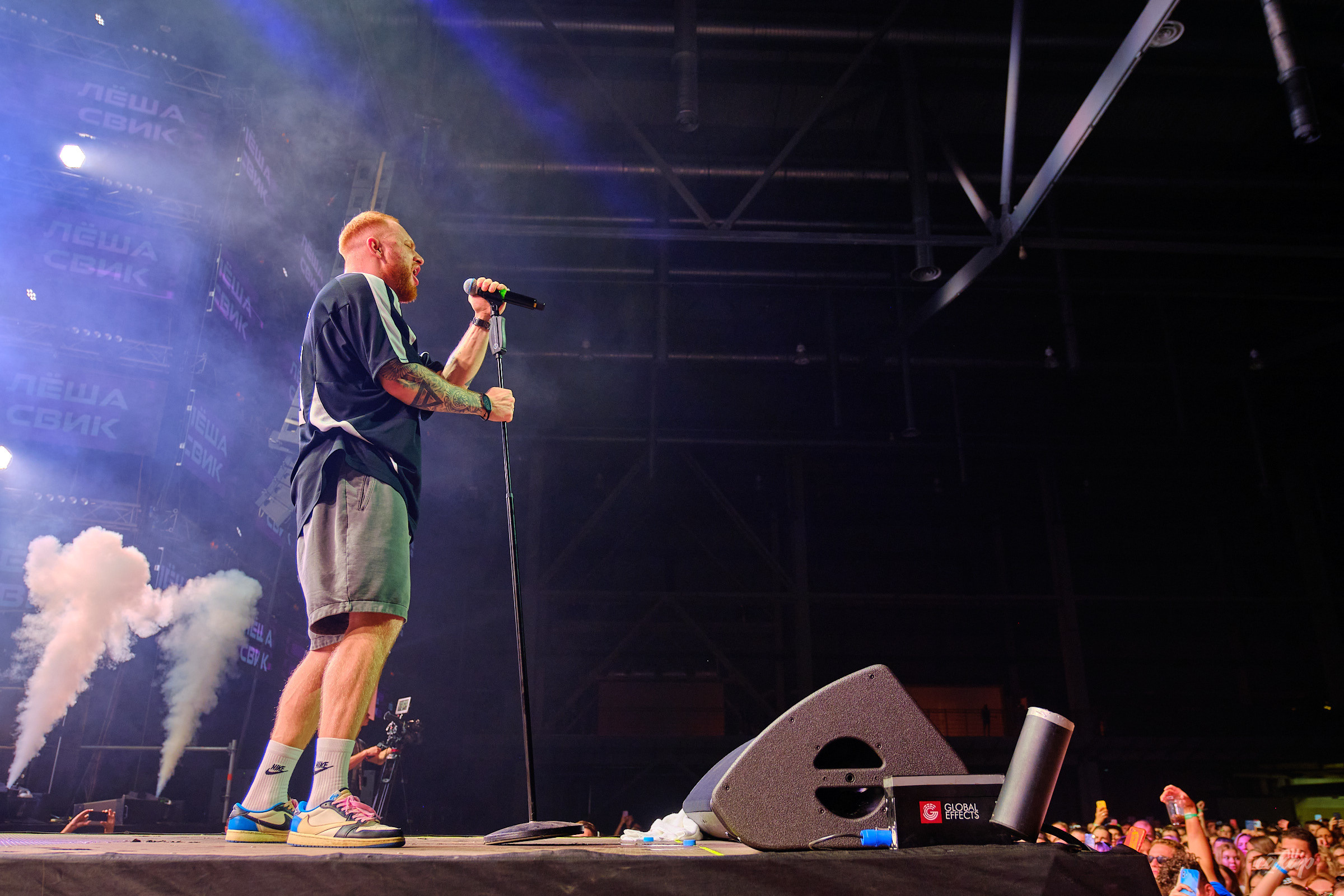 Лёша Свик. фотографии с концерта. Концертный Фотограф Юра Сахар