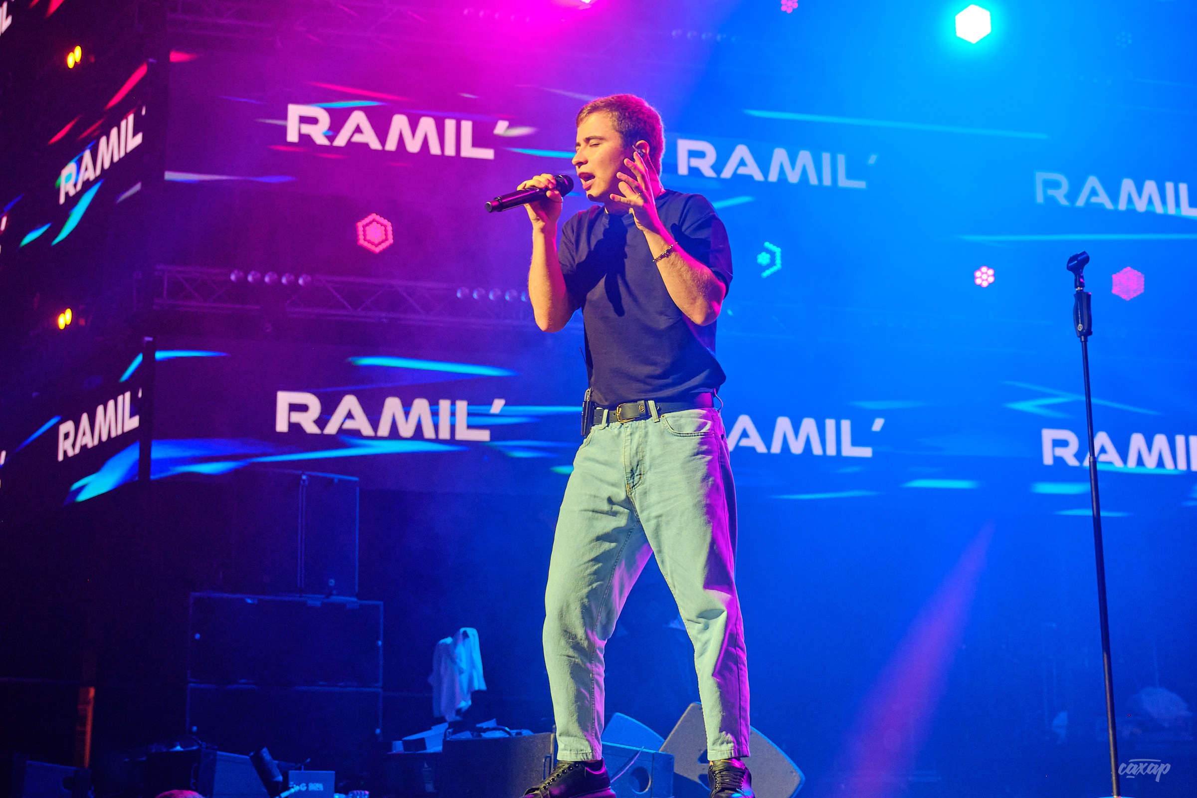 Ramil, фотографии с концерта. Концертный Фотограф Юра Сахар