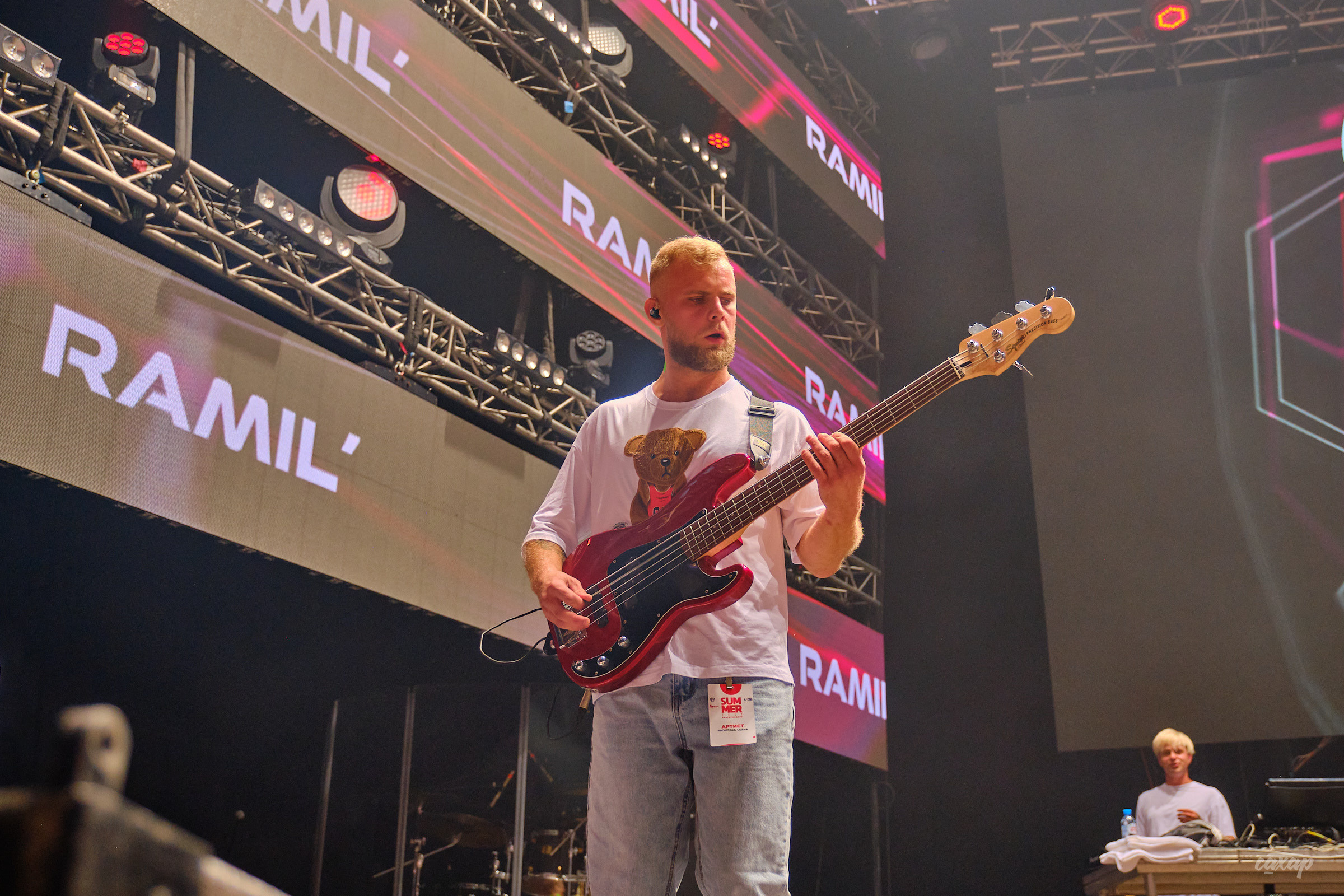 Ramil, фотографии с концерта. Концертный Фотограф Юра Сахар