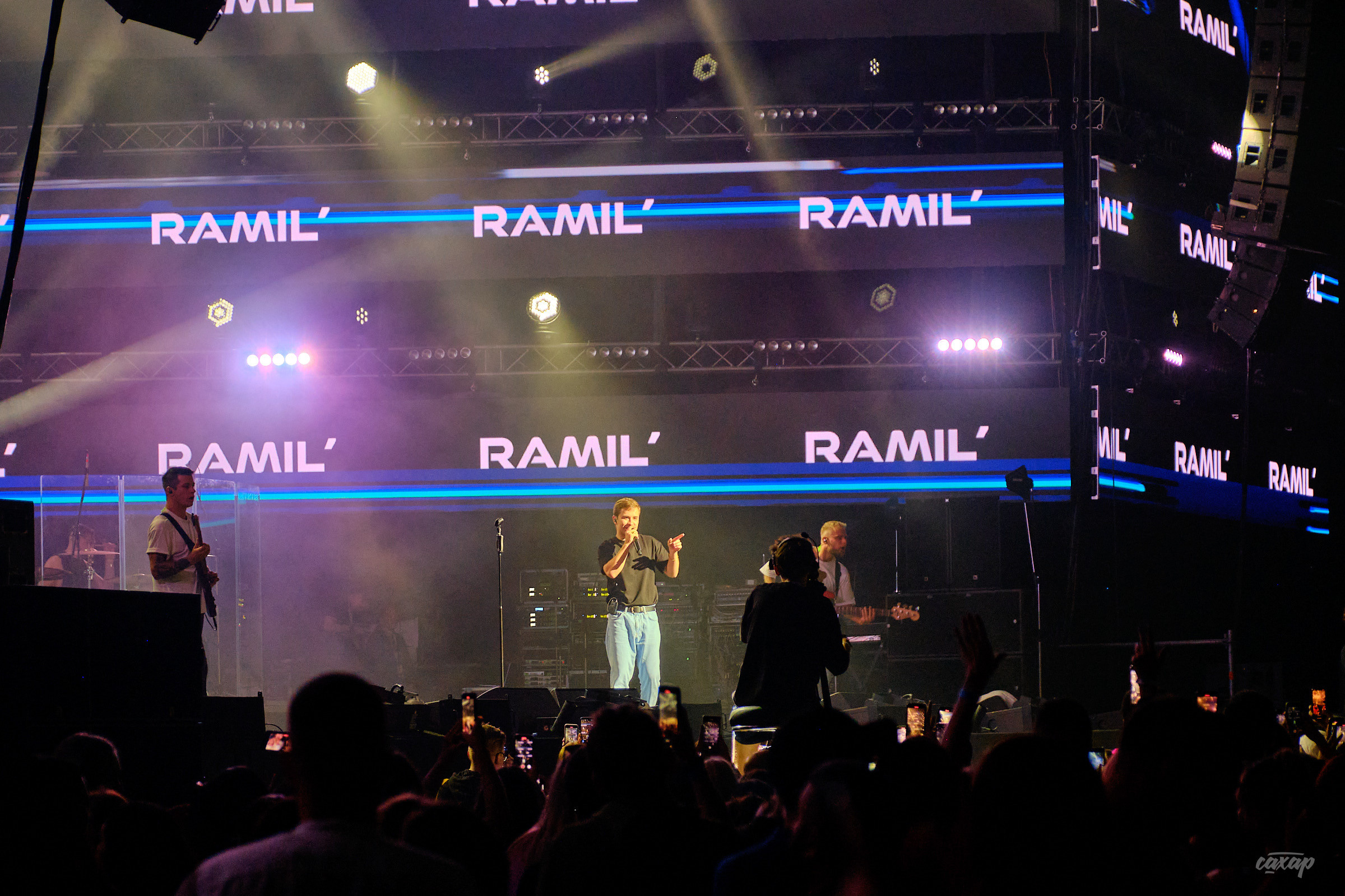 Ramil, фотографии с концерта. Концертный Фотограф Юра Сахар