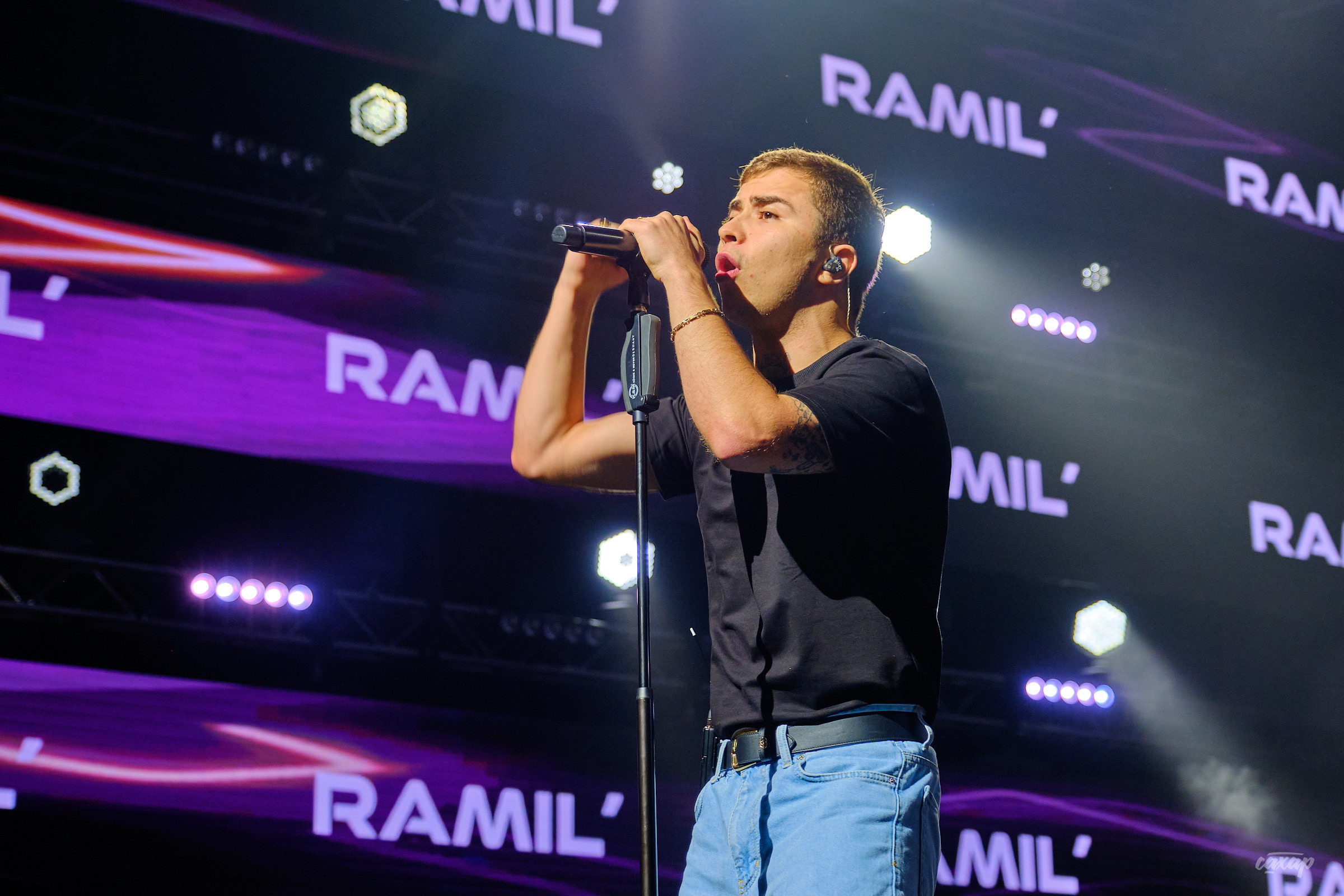 Ramil, фотографии с концерта. Концертный Фотограф Юра Сахар