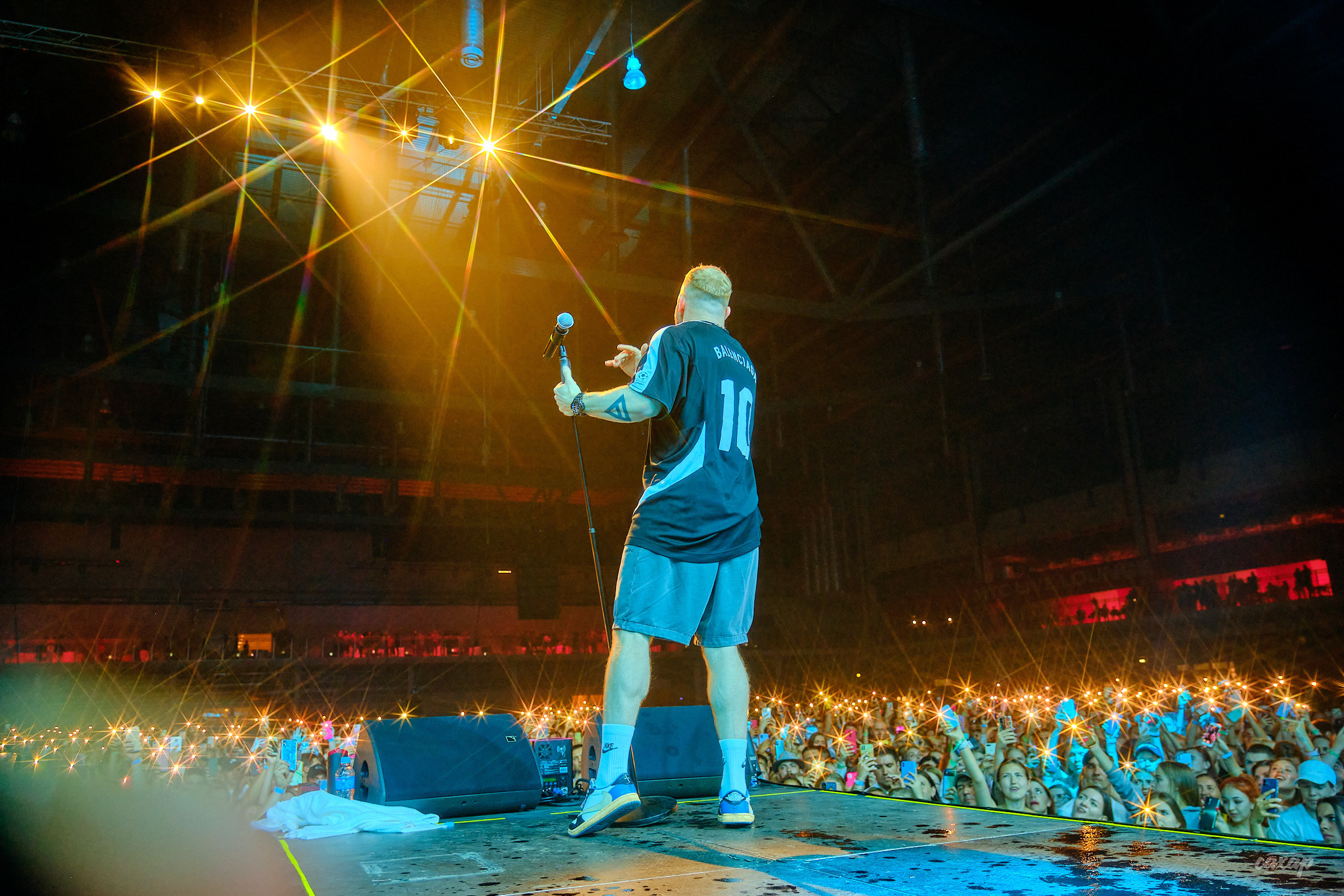 Лёша Свик. фотографии с концерта. Концертный Фотограф Юра Сахар