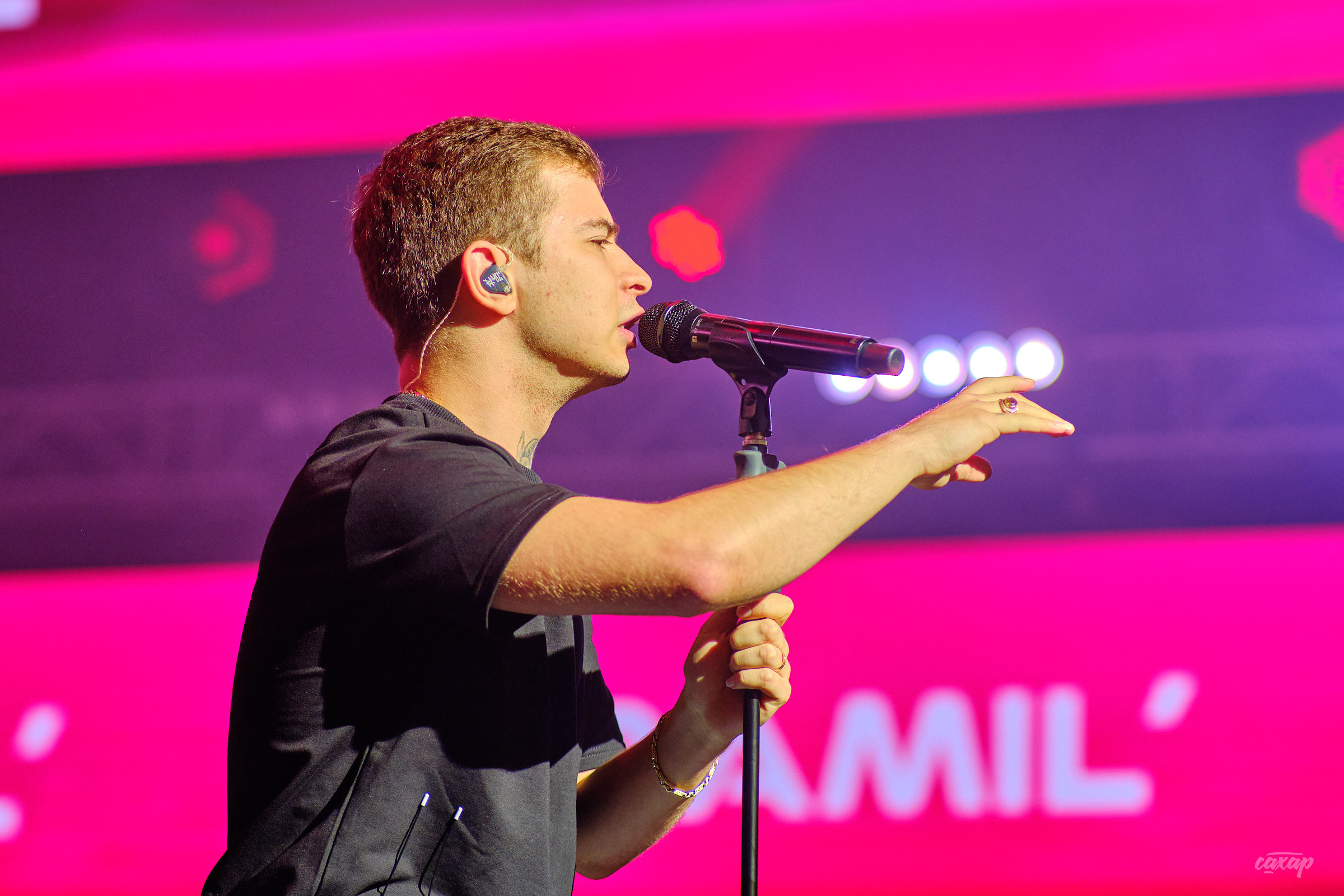 Ramil. Профессиональный фотограф в Екатеринбурге Юра Сахар