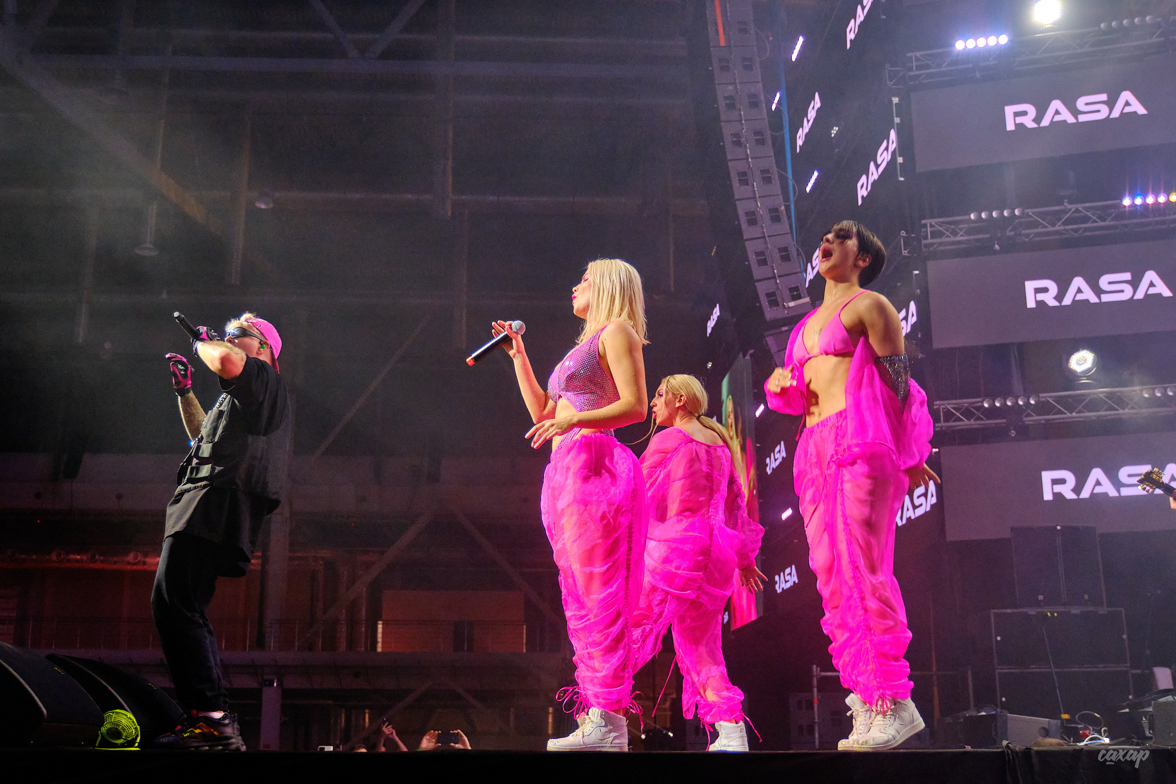 Rasa, фотографии с концерта. Концертный Фотограф Юра Сахар