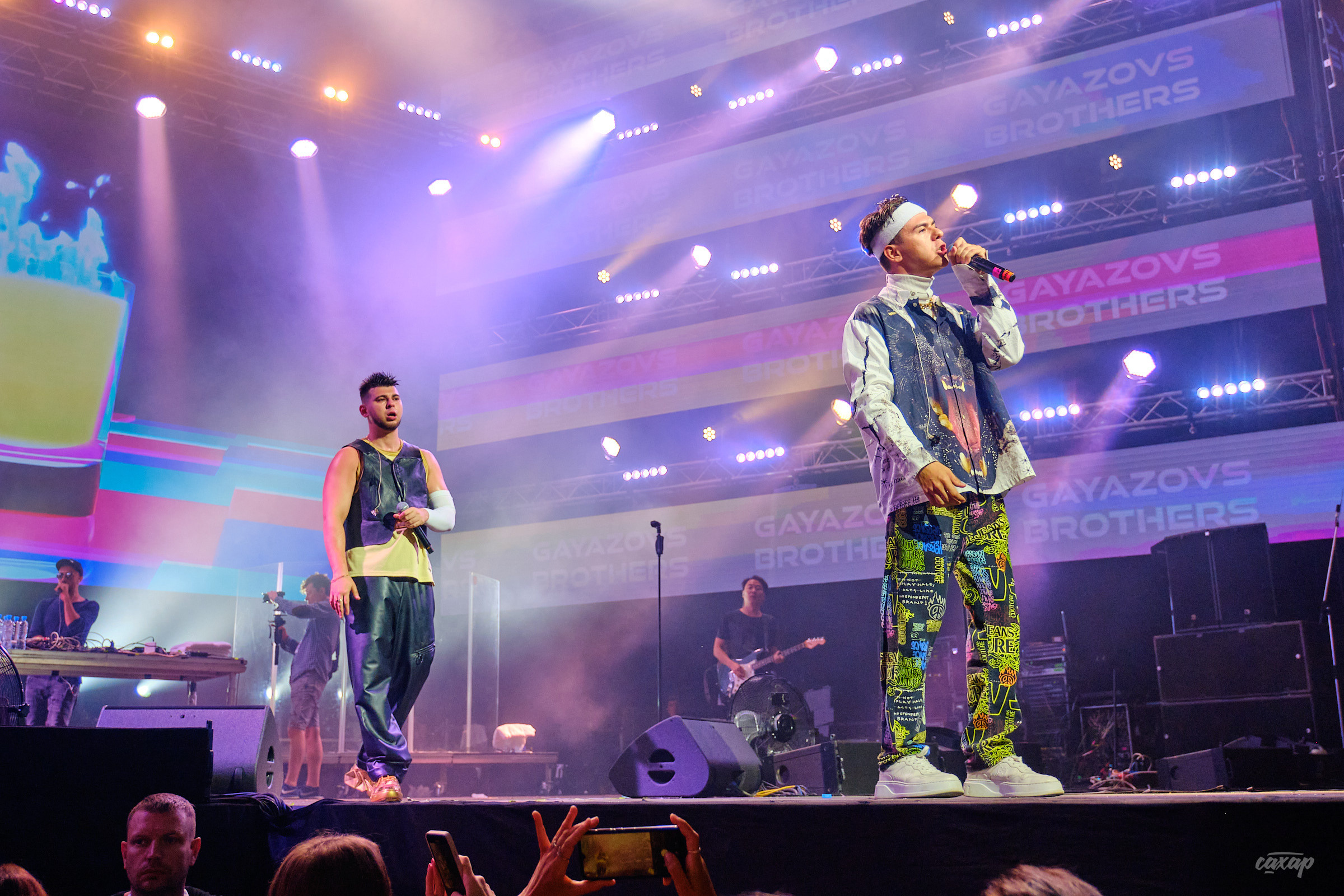 Gayazovs Brothers. Профессиональный фотограф в Екатеринбурге Юра Сахар