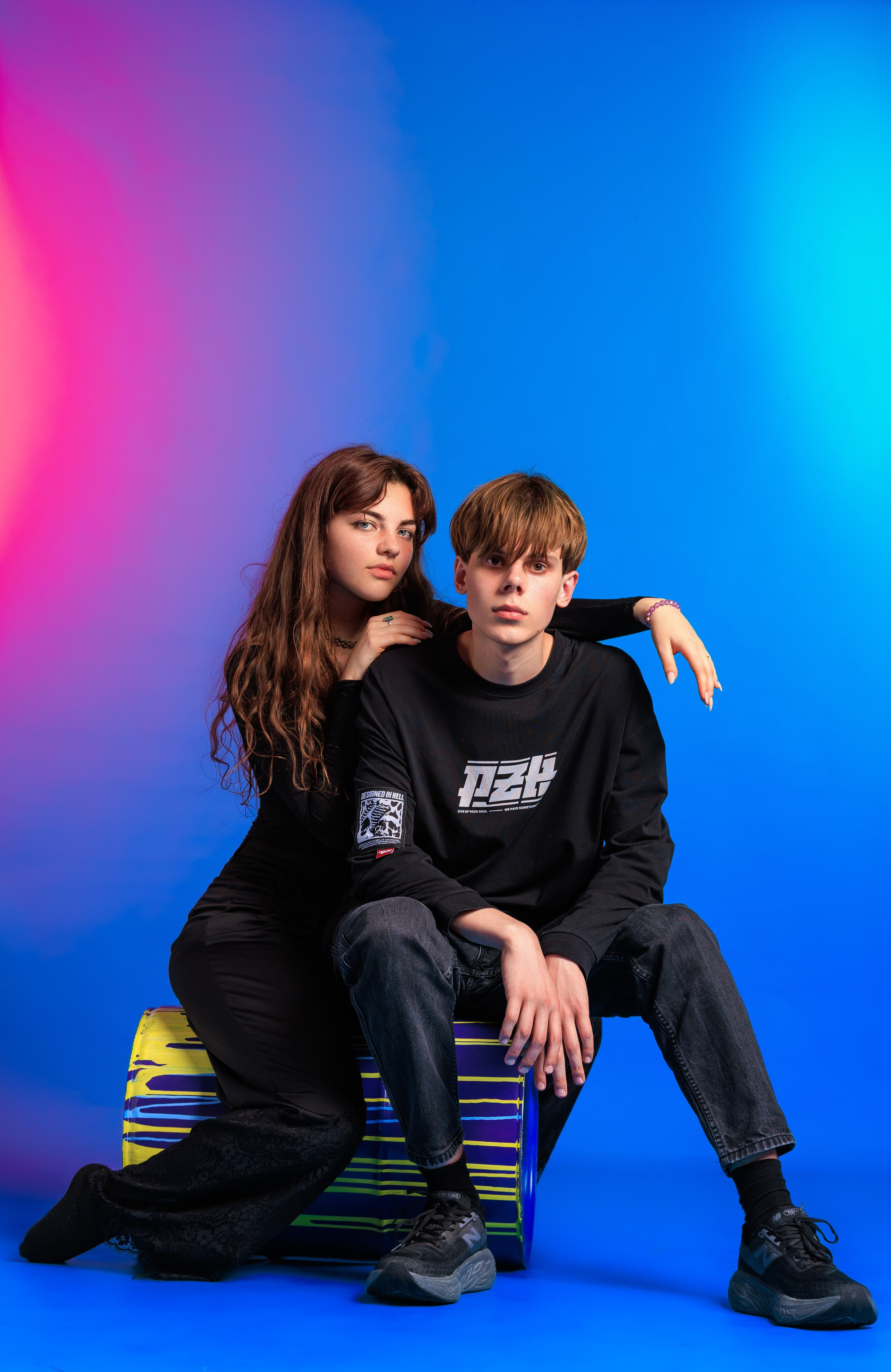 Смотреть фотки в фотостудии. Выпускные альбомы Геленджик, Новороссийск, Краснодар, Туапсе