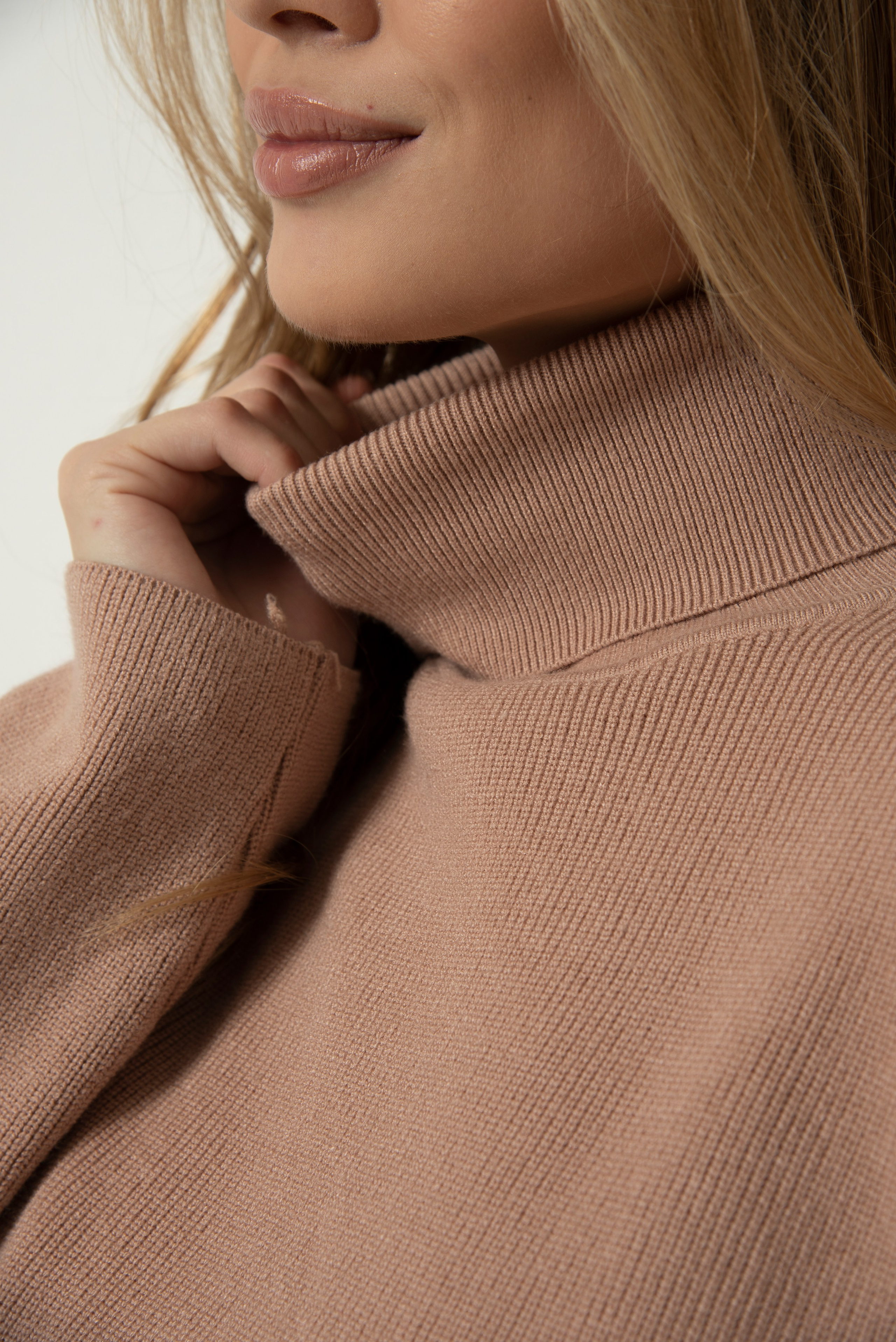 Каталожная съёмка для интернет магазинов. Автопортретная фотостудия в Казани