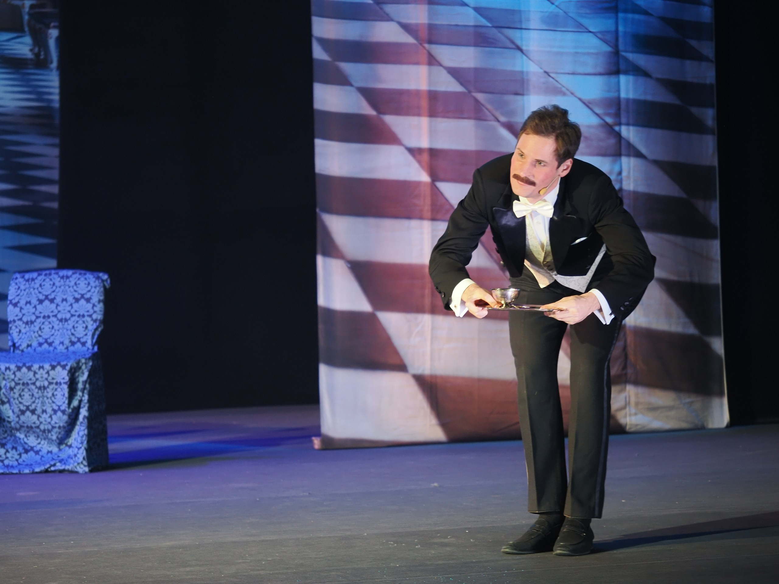 «БУФФ-ПАРАДИЗ» Летучая мышь (в Нск). Портретный и спортивный фотограф в Новосибирске и Твери Кононов Алексей