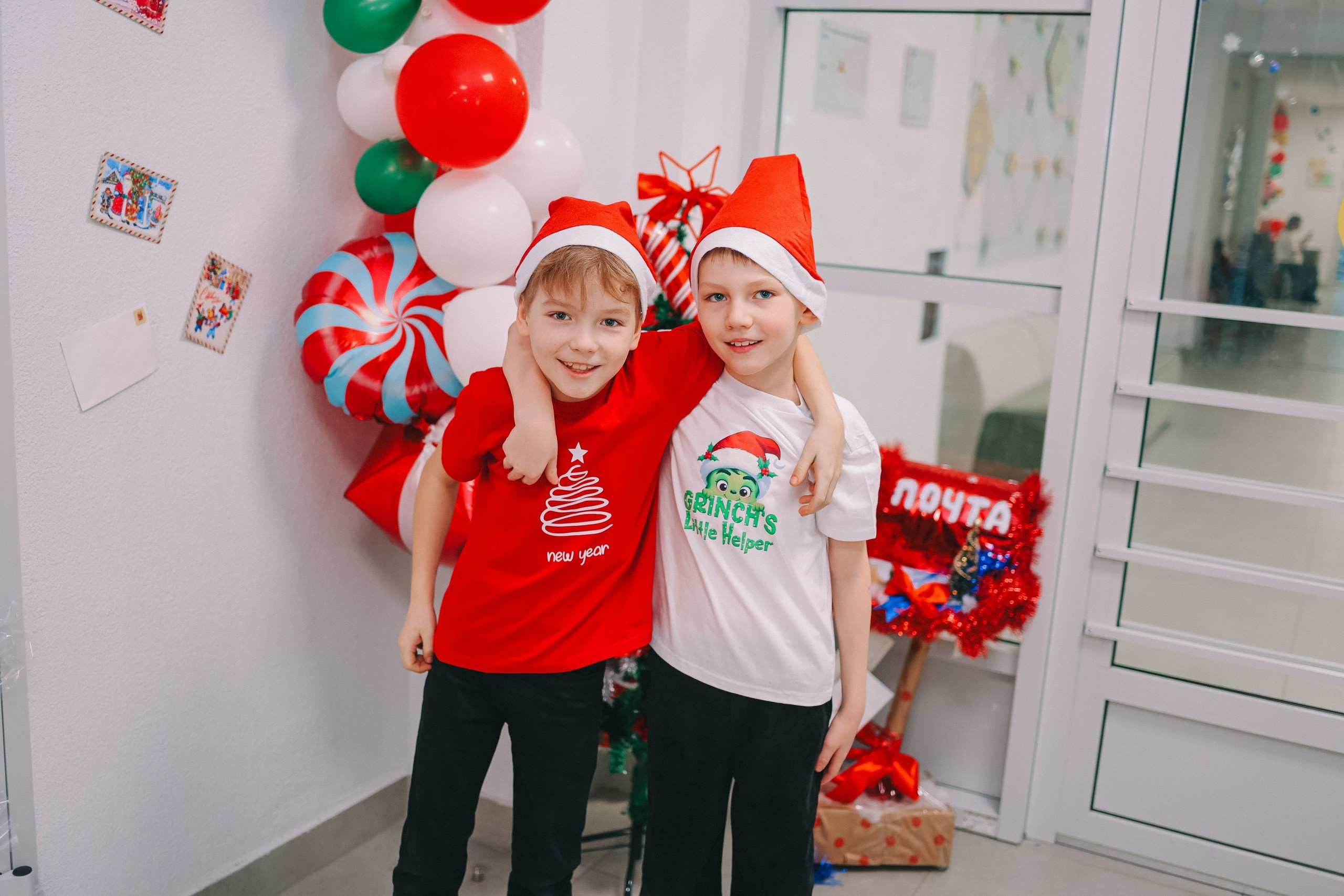 Новогодняя в школе 2 класс. Семейный фотограф Тюмень, фотограф на роды Салмина Мария
