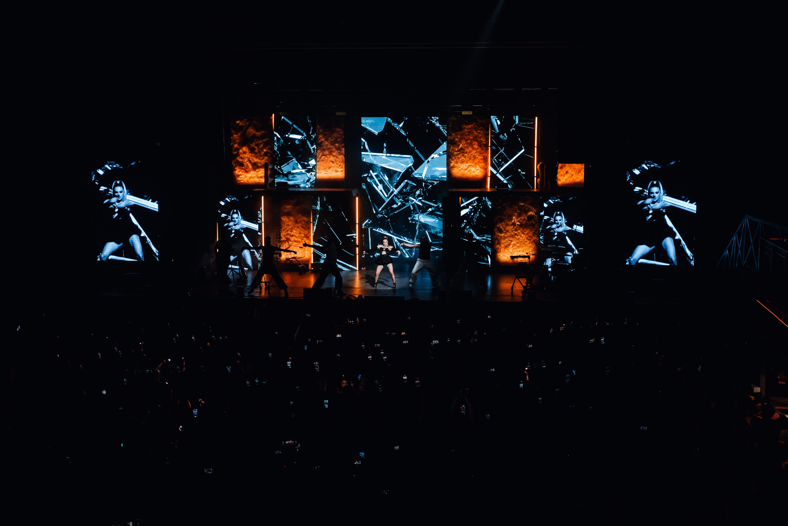 Katya Adushkina / 2023. OOPS