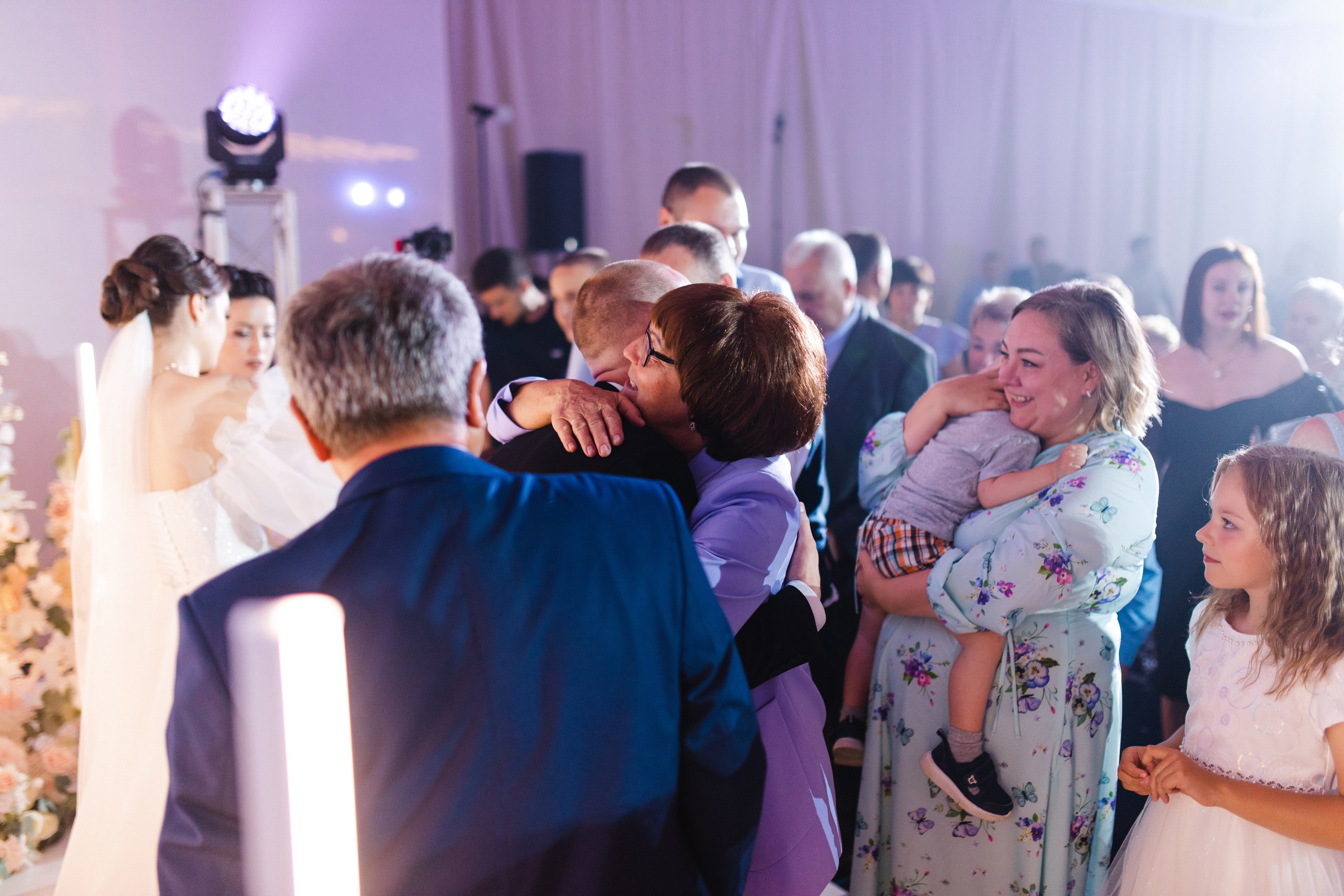 Никита + Эмилия. Роман Урумбаев фотограф Нижневартовск