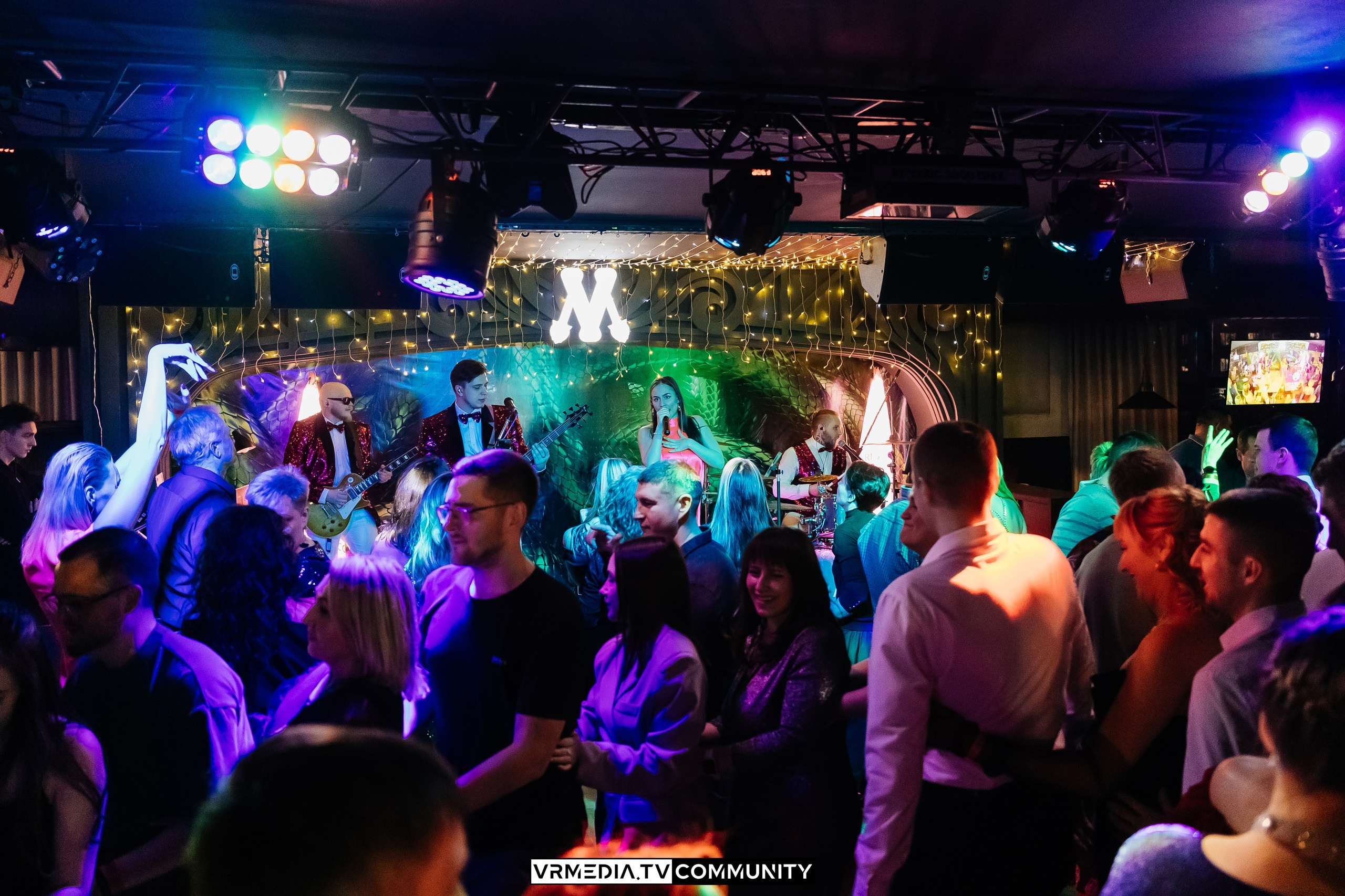 Новогодний вечер в ресторане «Мюнхен»