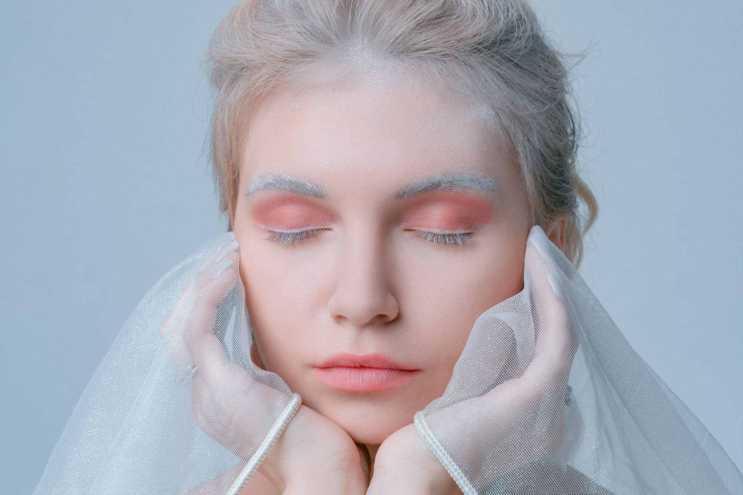 Снежная королева Портретные фотосессии, студийные сьемки, планерные съемки, семейные фотосессии, love-story. Санкт-Петербург и Ленинградская обл. 