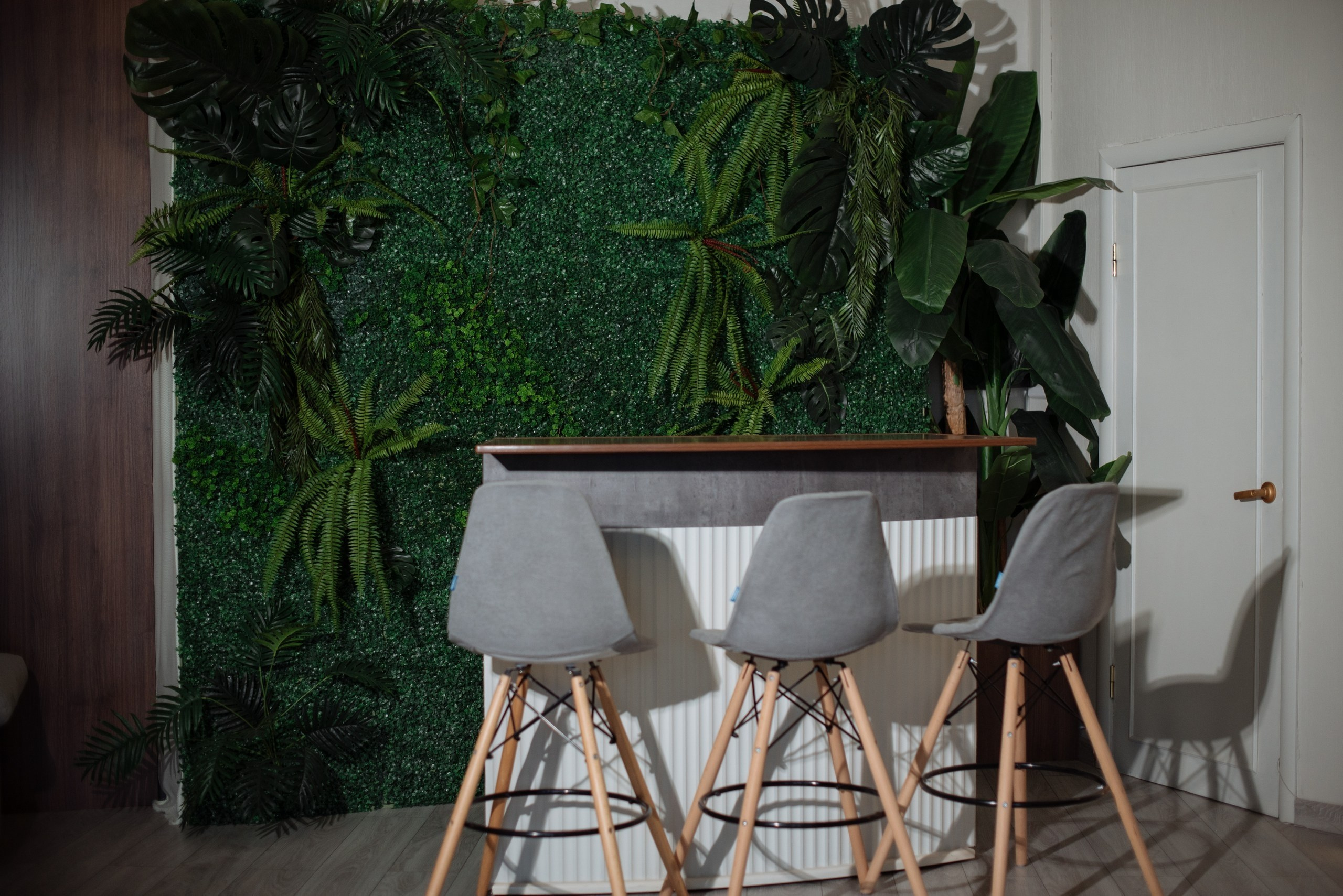 Студия Кристалл. Фотограф Выпускные альбомы Таганрог Сергей Коробченко