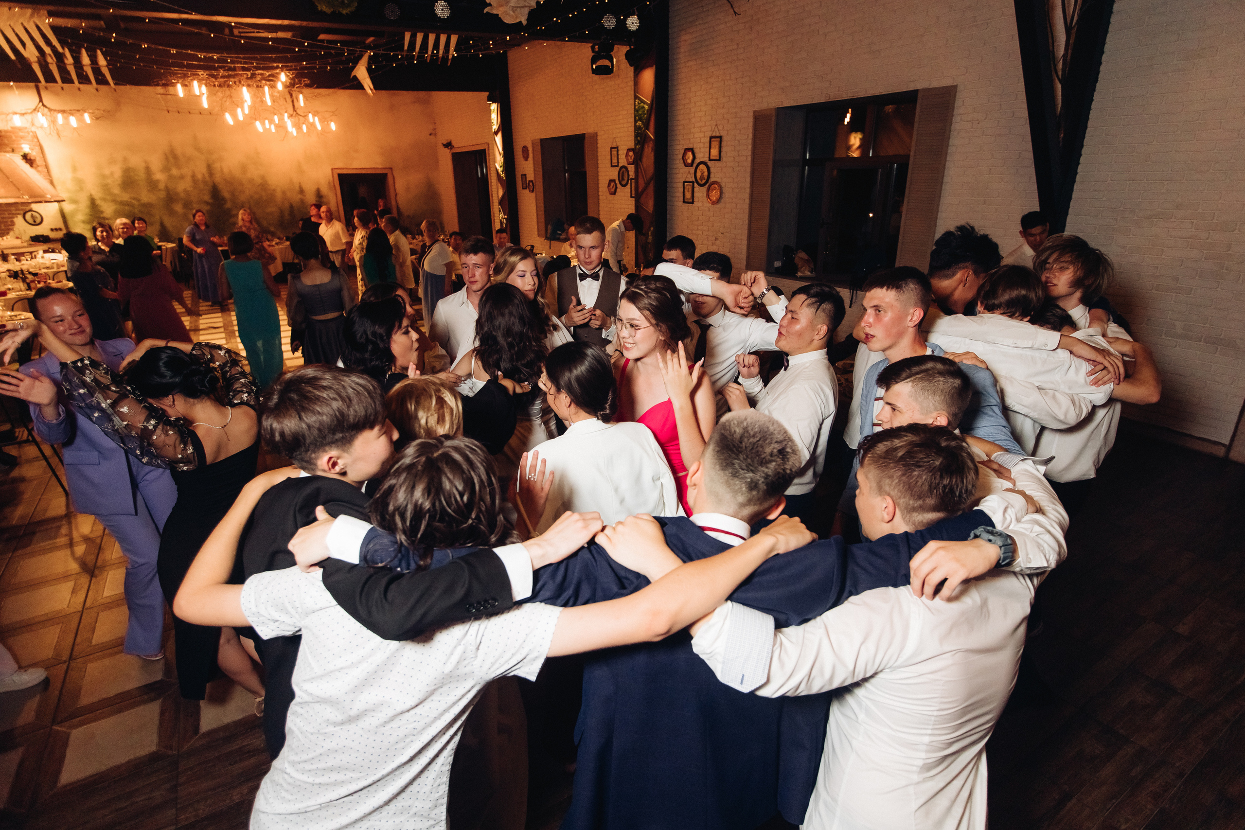 Выпускной вечер школа 32. Свадебный и семейный фотограф в Улан-Удэ