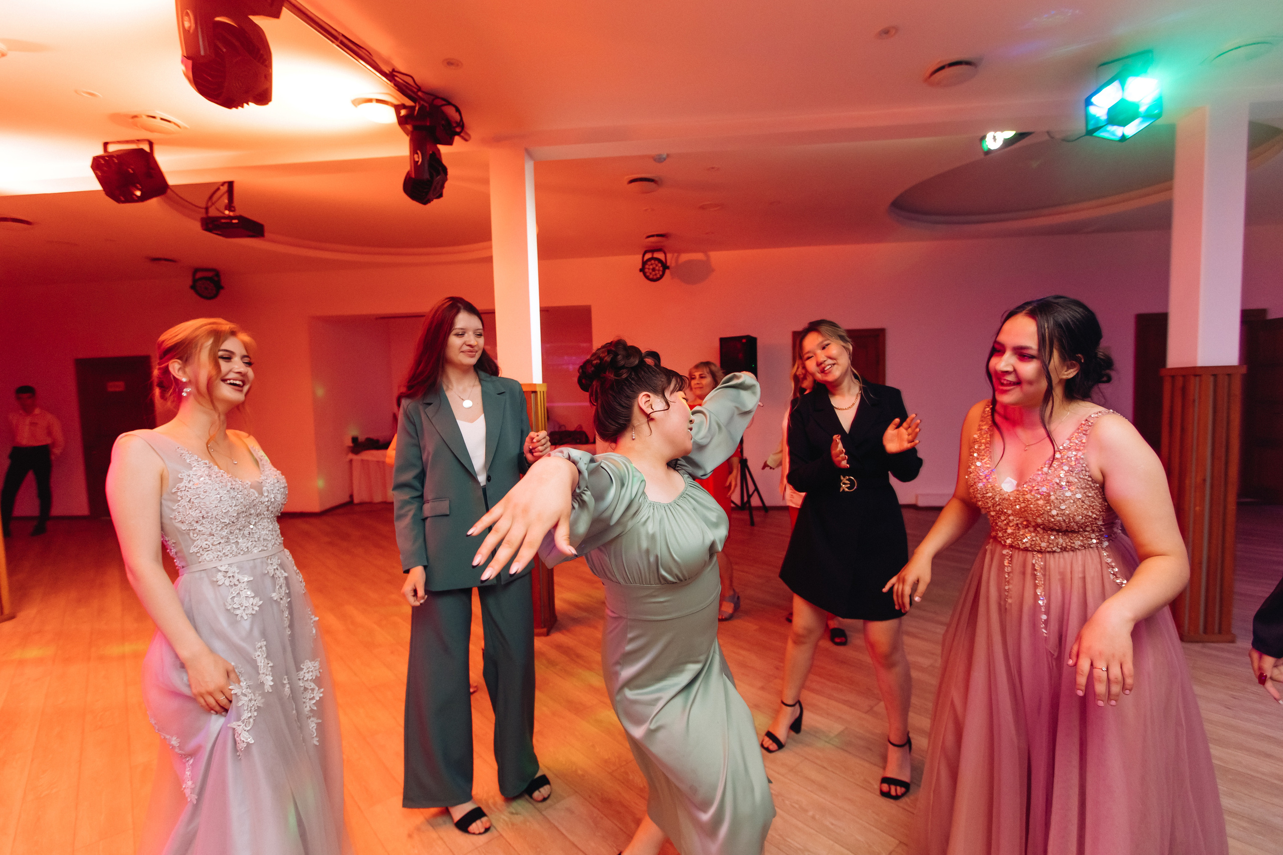 Выпускной школы 52. Свадебный и семейный фотограф в Улан-Удэ