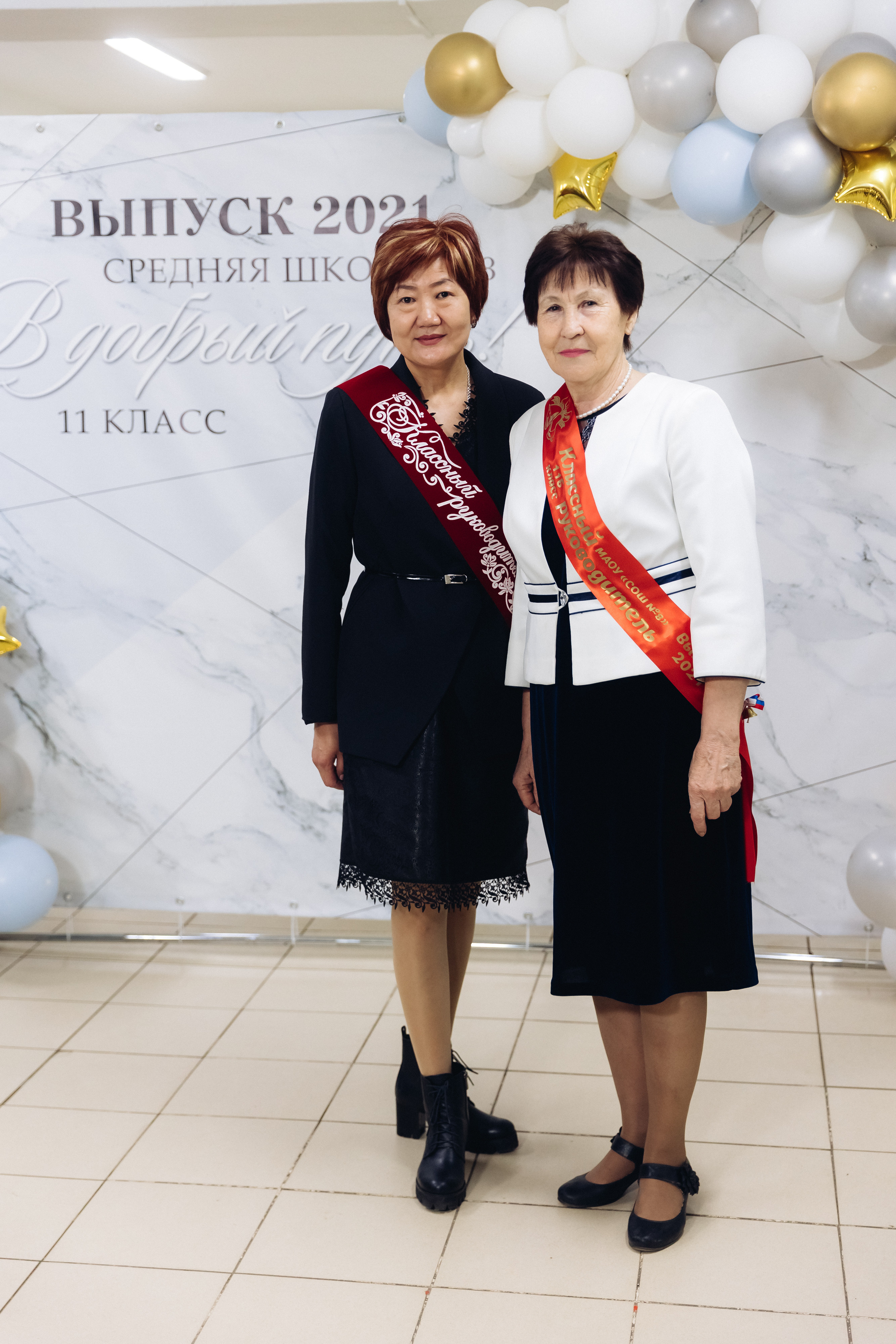 Последний звонок. Репортажная съемка. Свадебный и семейный фотограф в Улан-Удэ