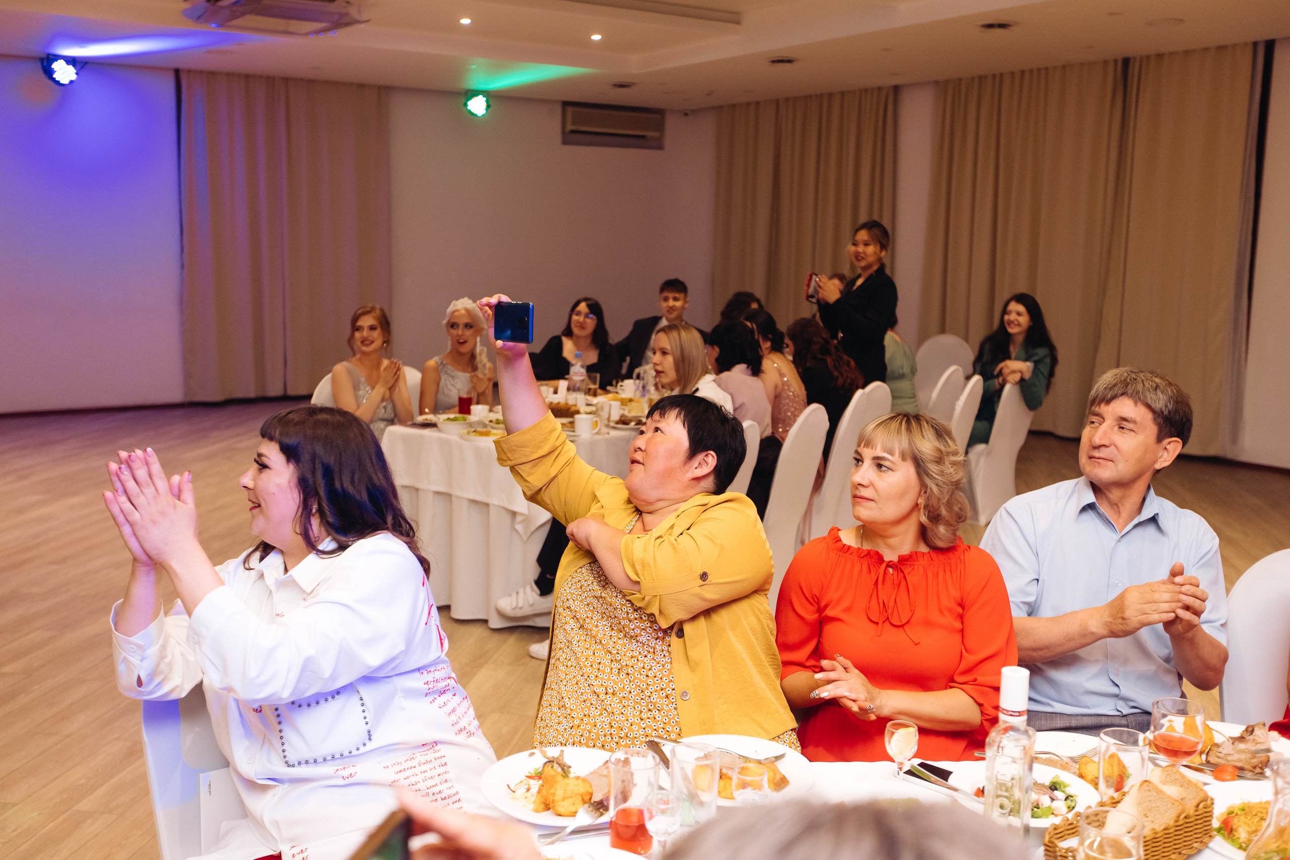 Выпускной школы 52. Свадебный и семейный фотограф в Улан-Удэ