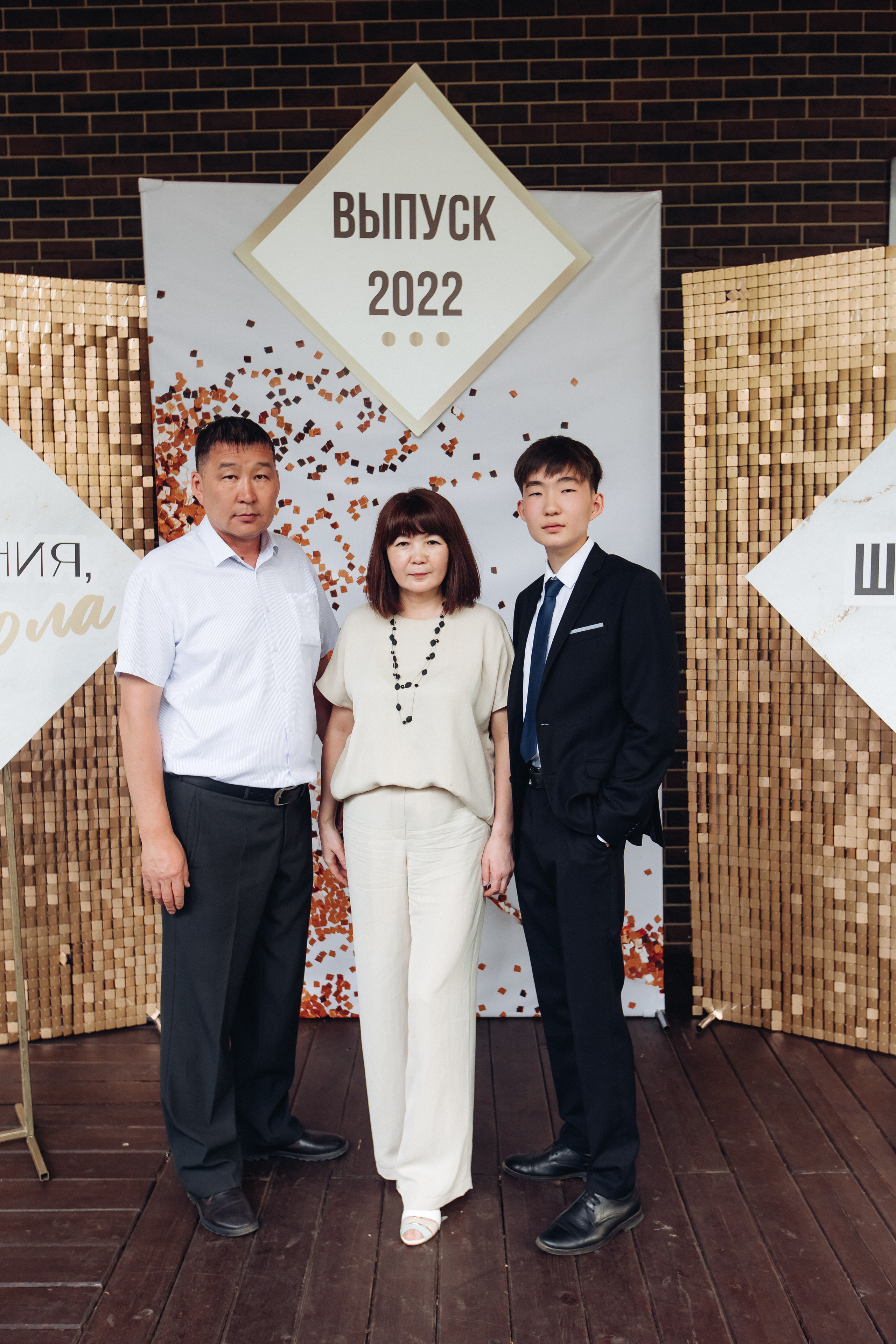 Выпускной вечер школа 32. Свадебный и семейный фотограф в Улан-Удэ